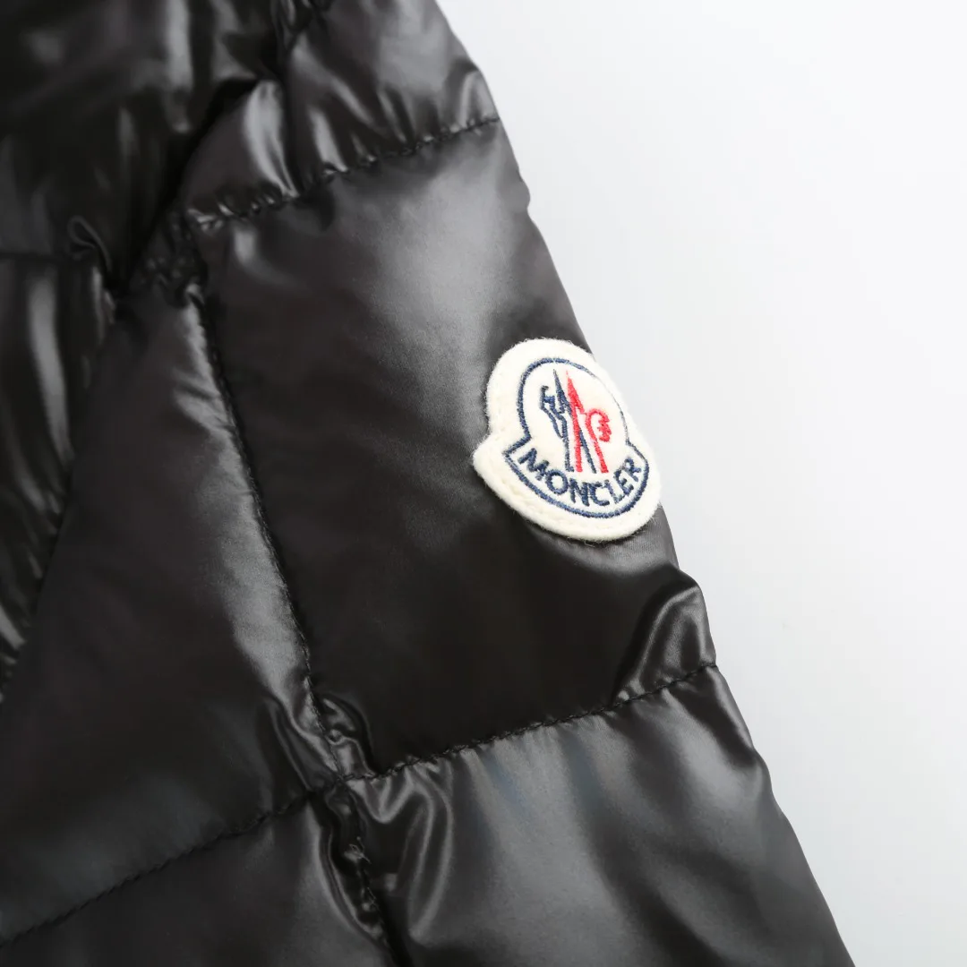 Куртки И Пуховики Женские Moncler 17964910