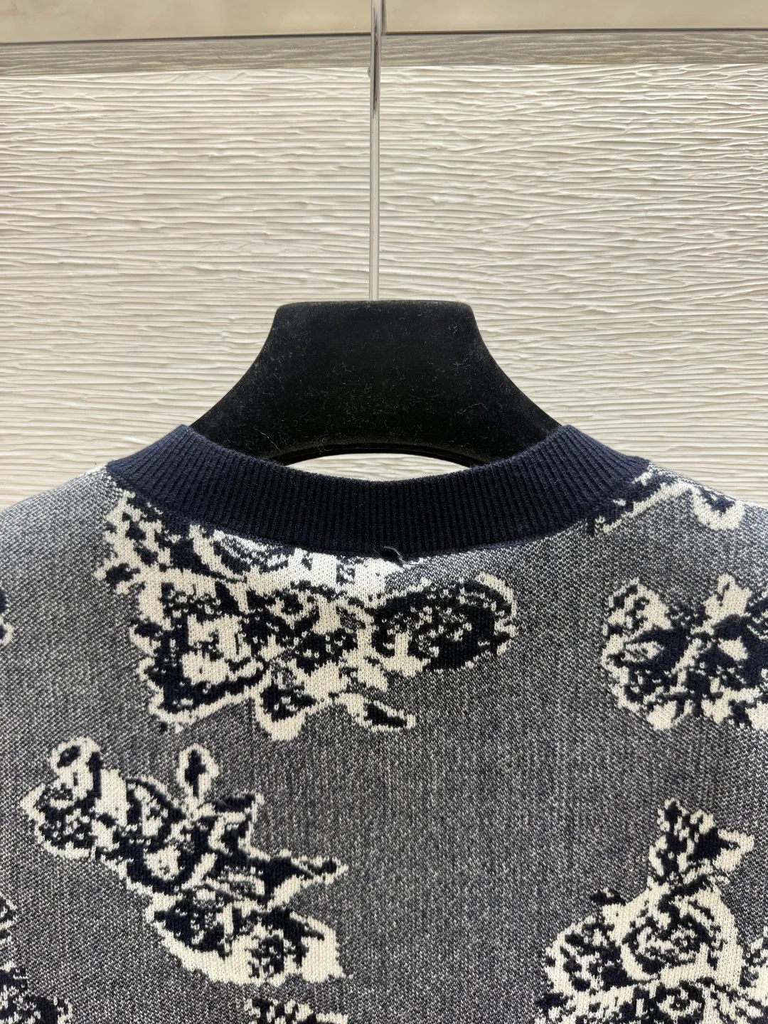 Джемперы И Свитеры Женские Chanel 18138683