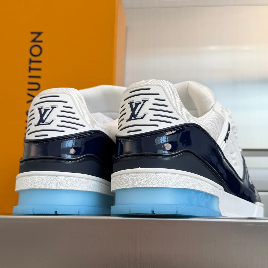 Кроссовки Мужские Louis Vuitton 10192685