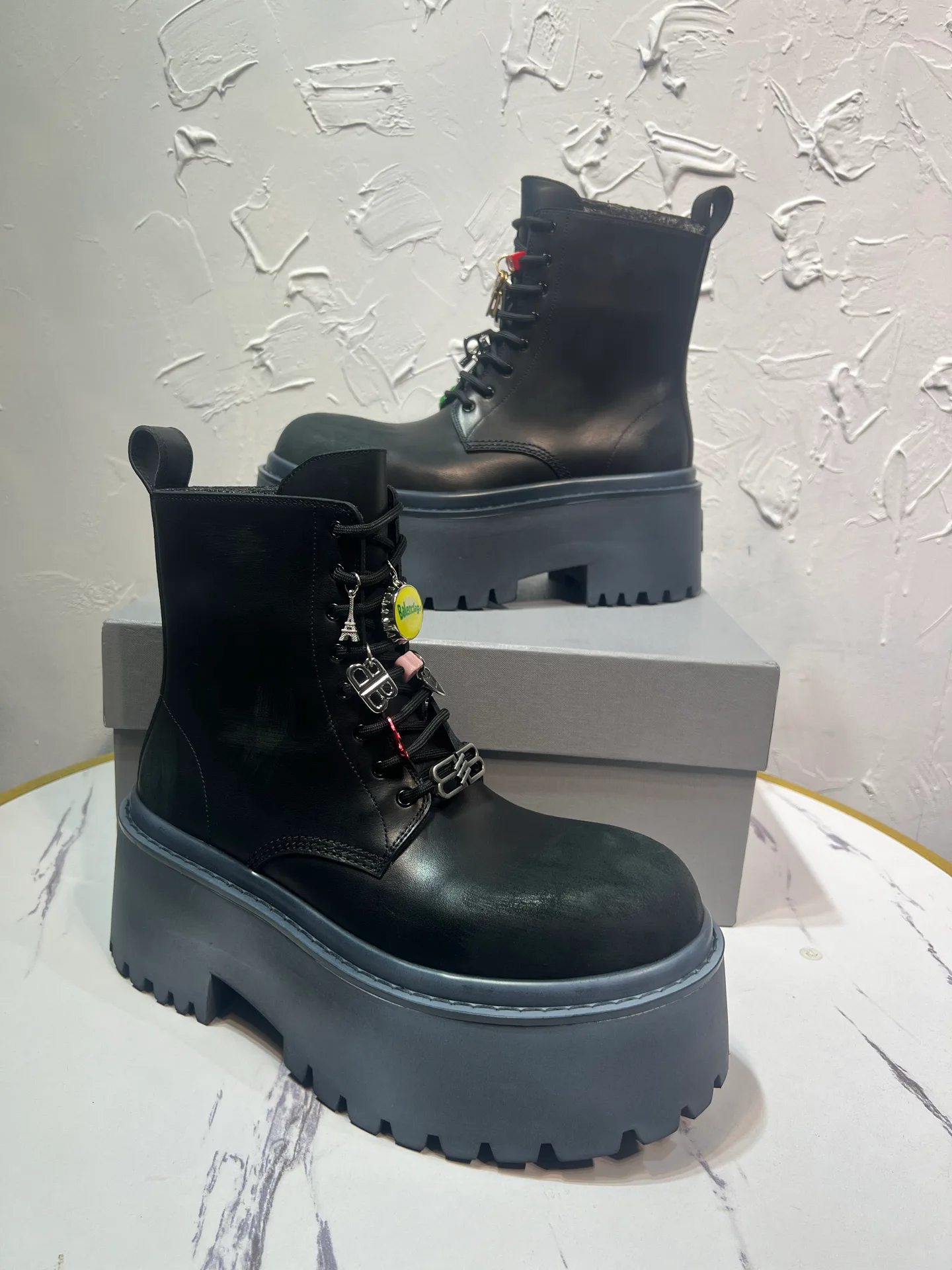 Ботинки Мужские Balenciaga 18225213