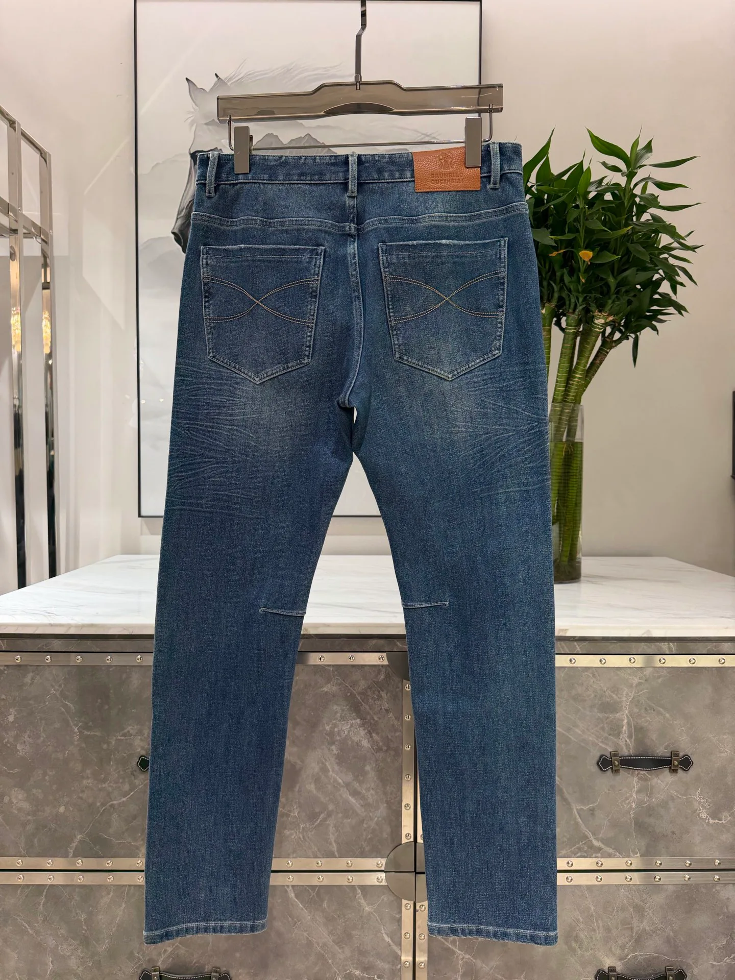 Джинсы Мужские Brunello Cucinelli 17824353