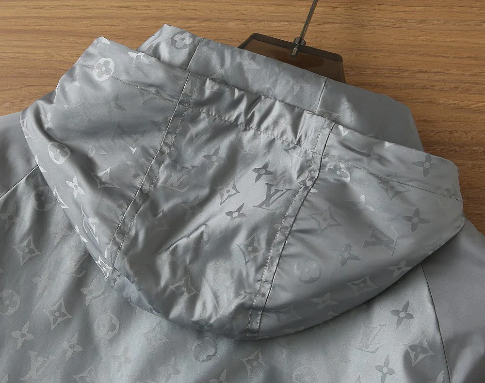 Куртки И Пуховики Мужские Louis Vuitton 9949815