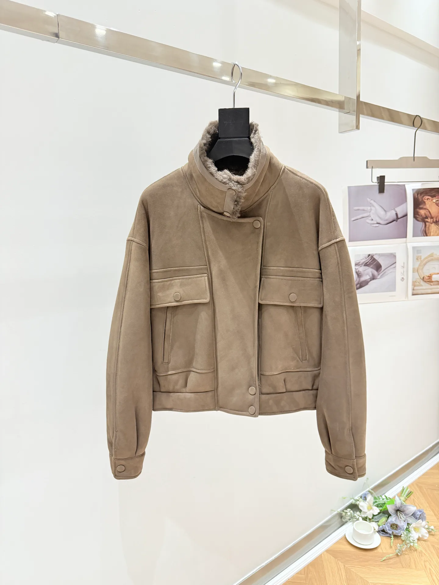 Кожаные Куртки И Дублёнки Женские Saint Laurent 18734752