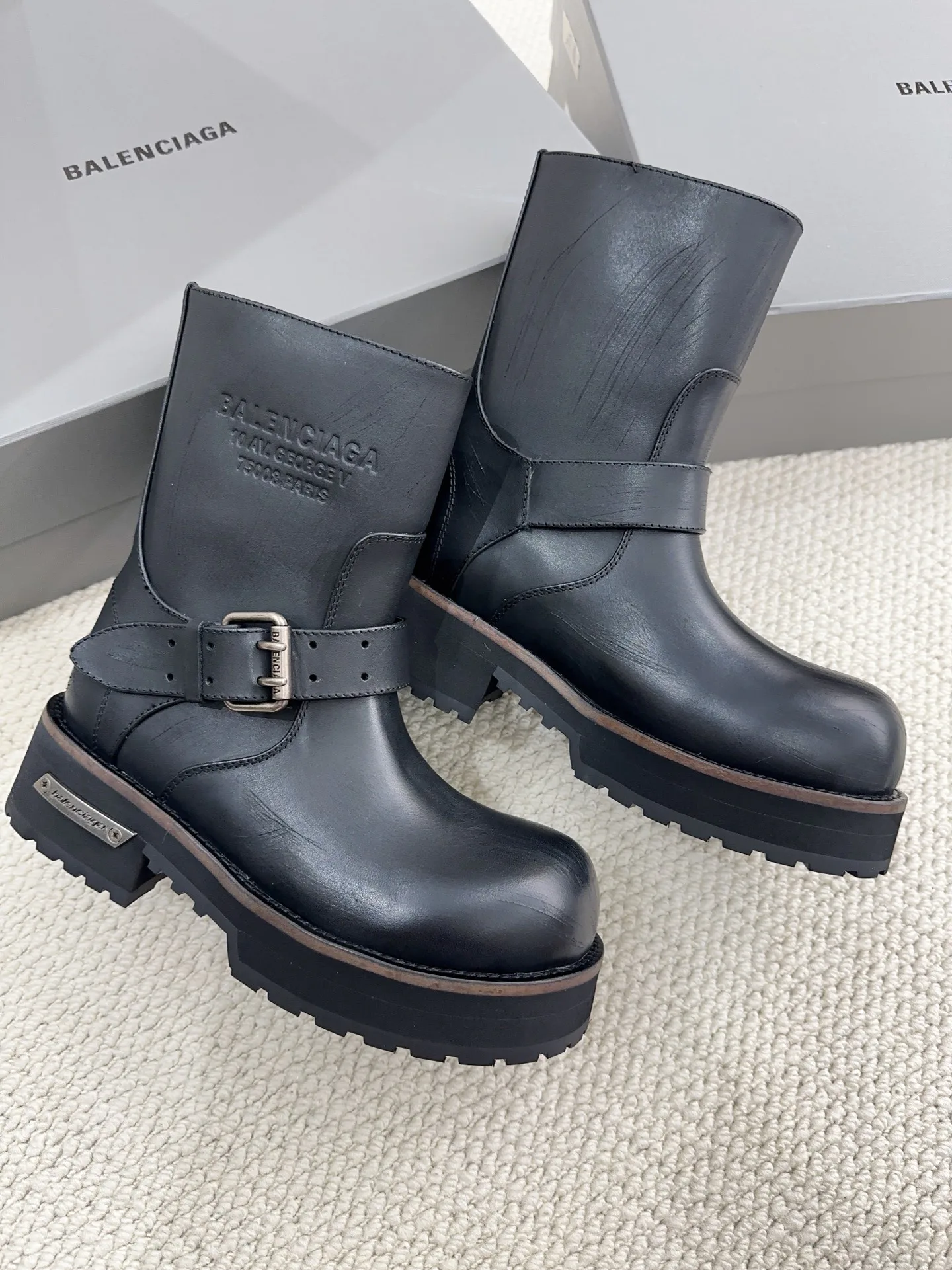 Ботинки Женские Balenciaga 18041385