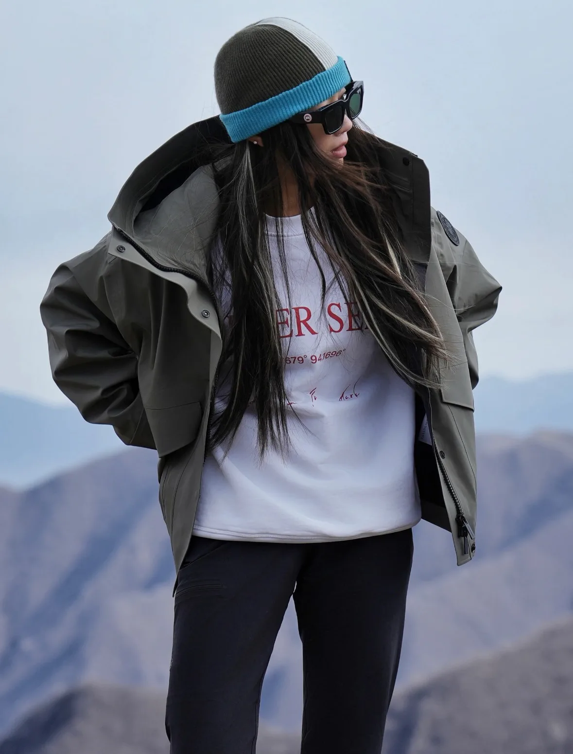 Куртки И Пуховики Женские Canada Goose 18132014