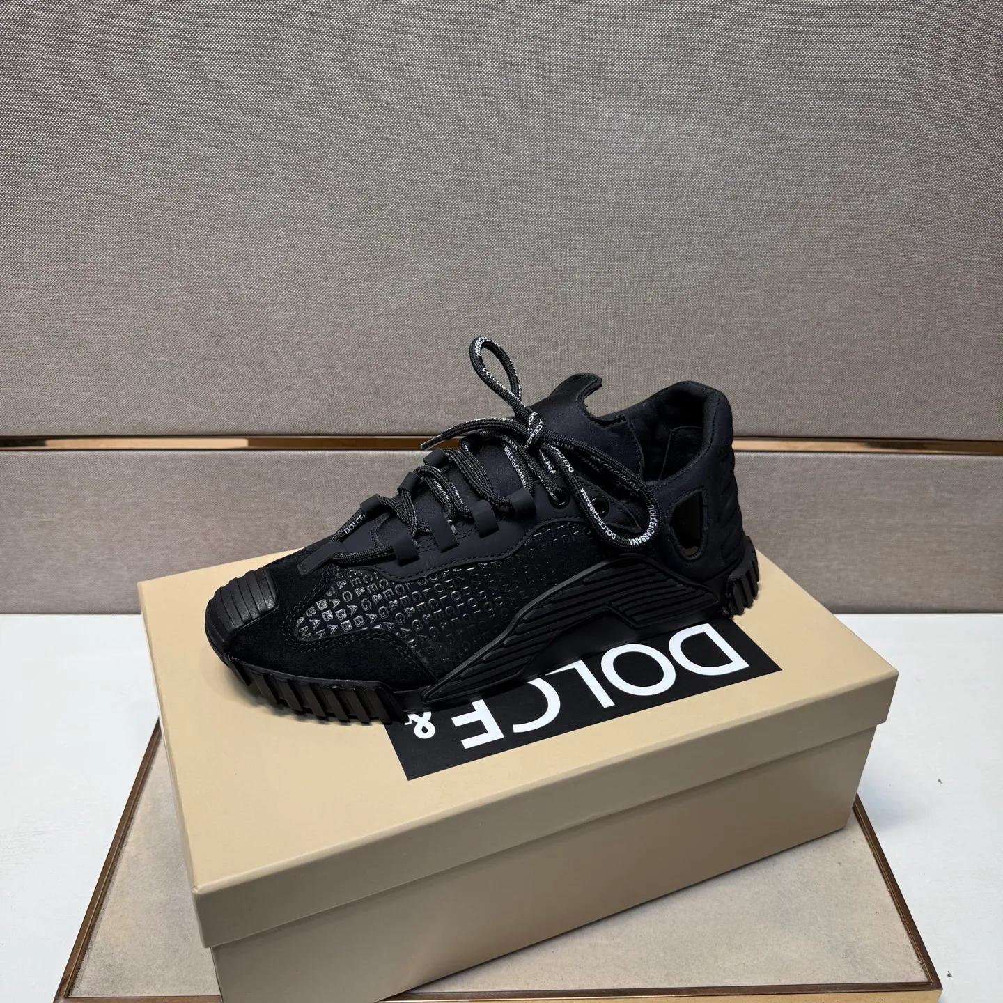 Кроссовки Женские Dolce & Gabbana 498061