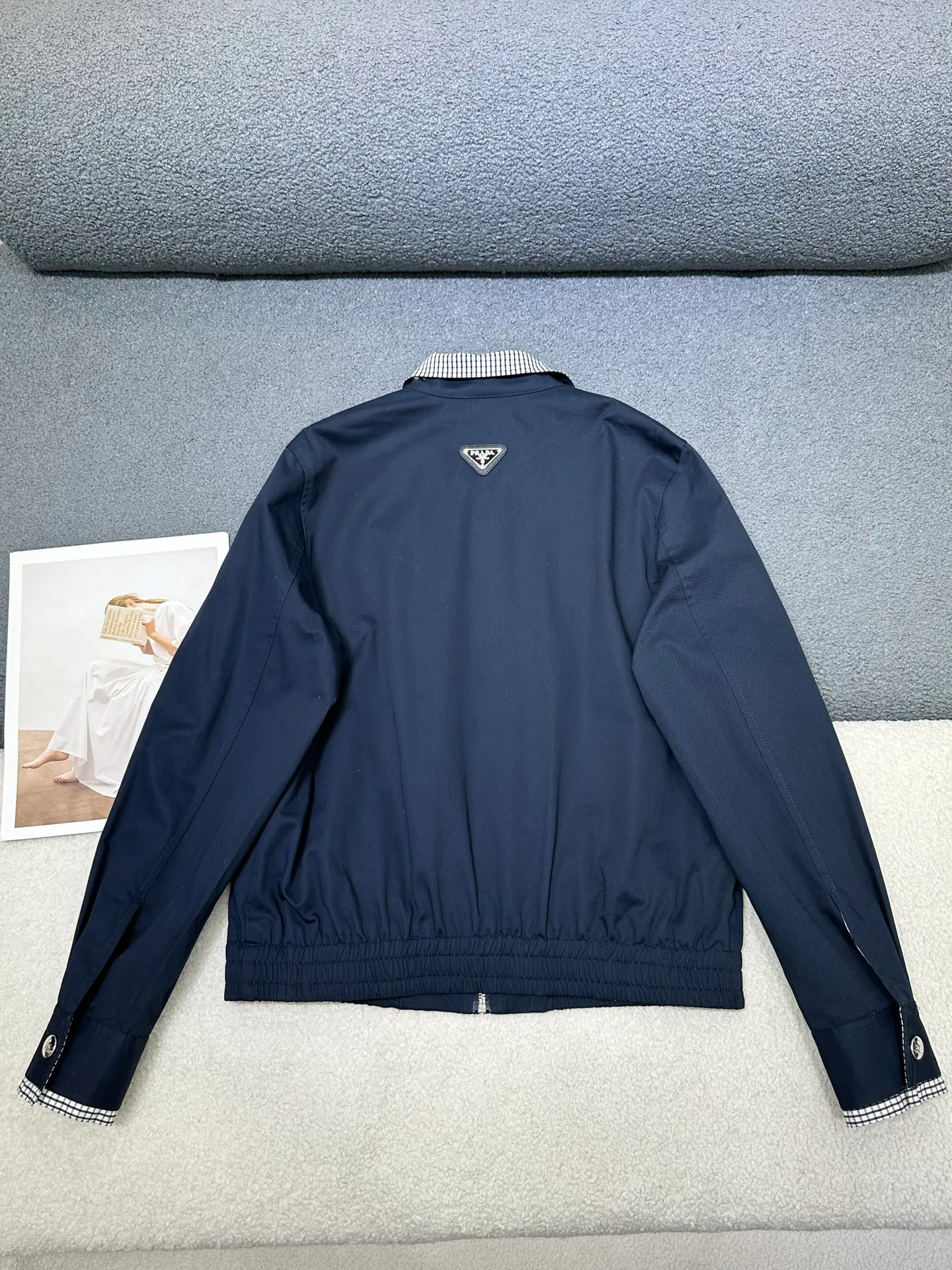 Куртки И Пуховики Женские Prada 18483797