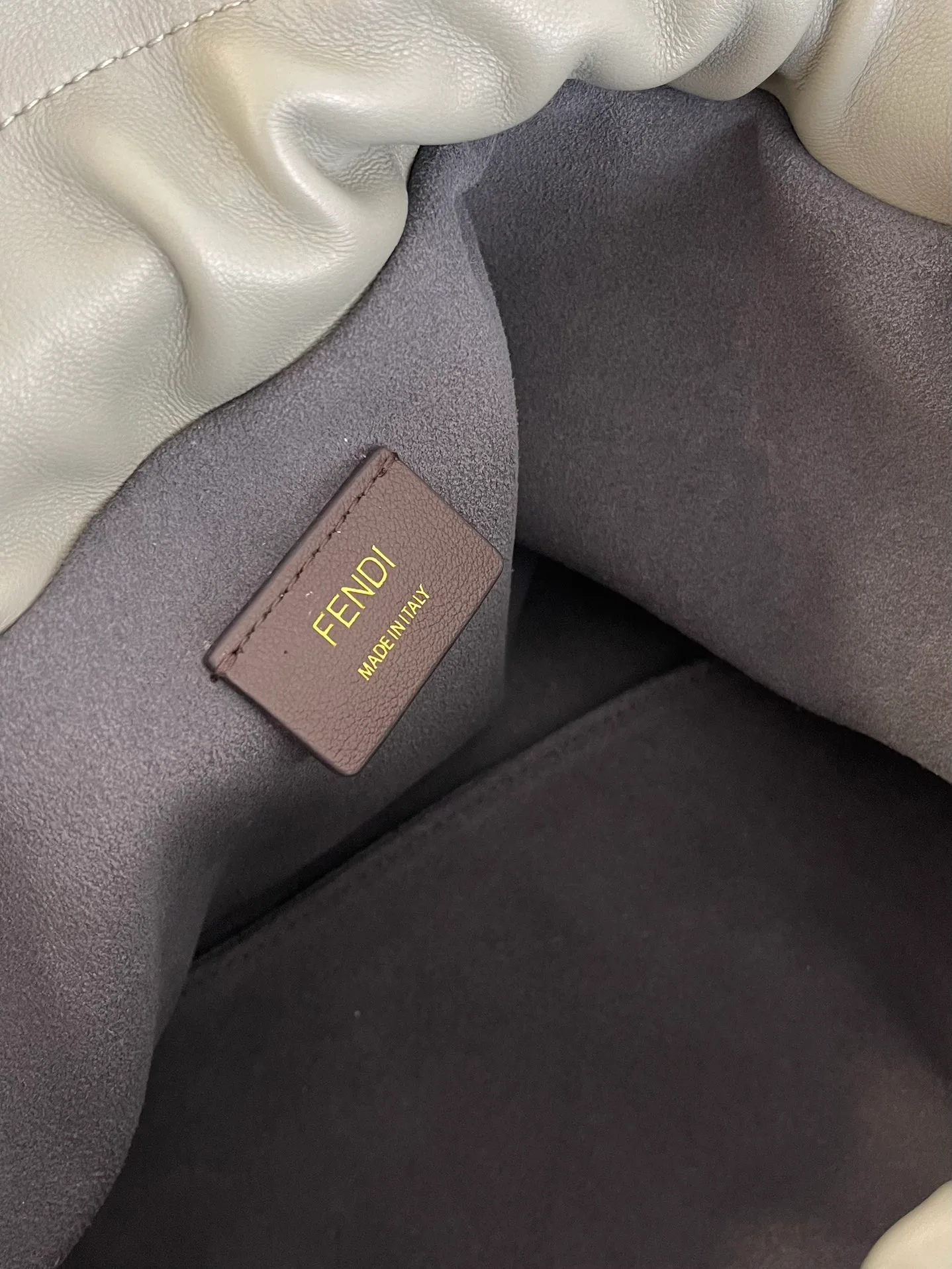Классические Сумки Женские Fendi 13546228