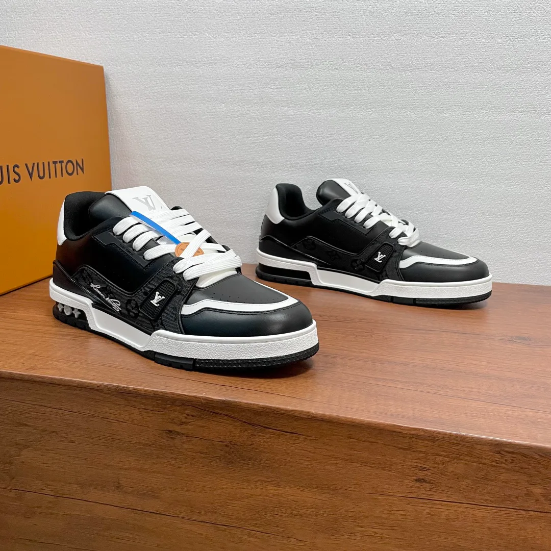 Кроссовки Мужские Louis Vuitton 11877590