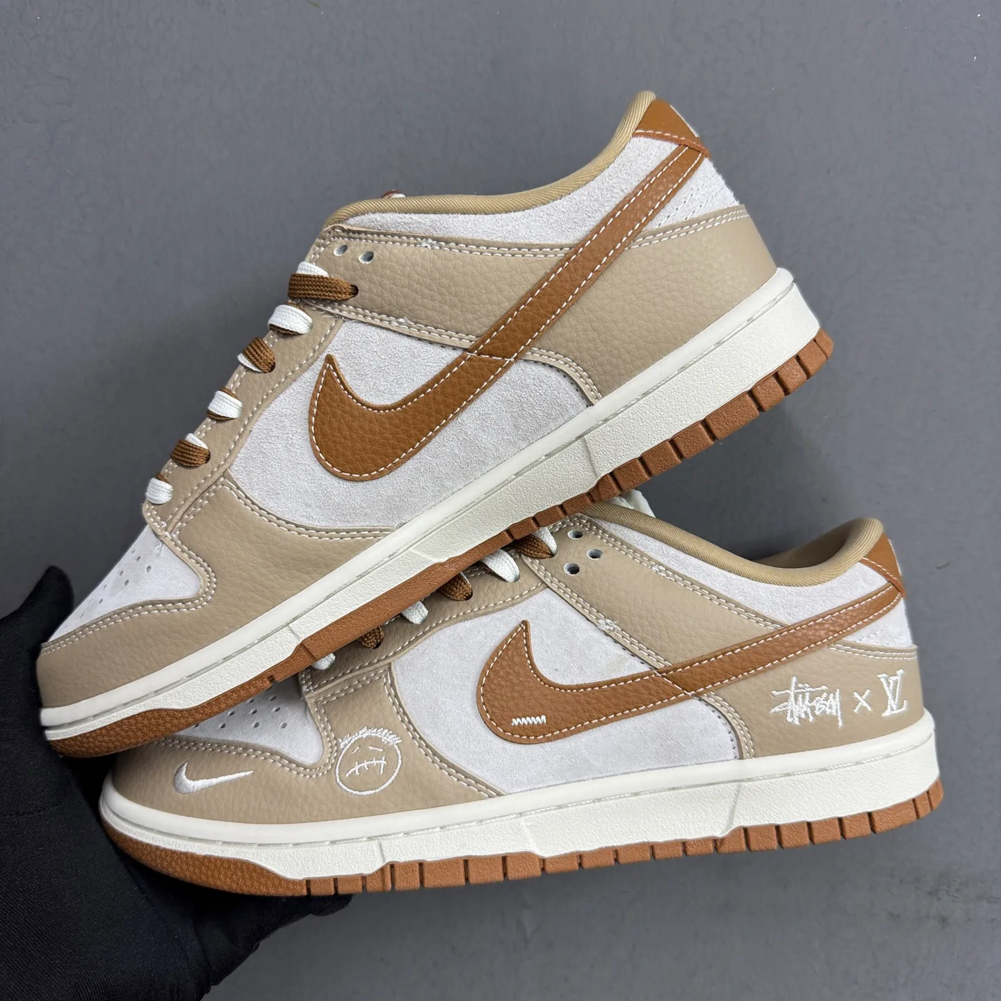 Кроссовки Женские Nike 374046