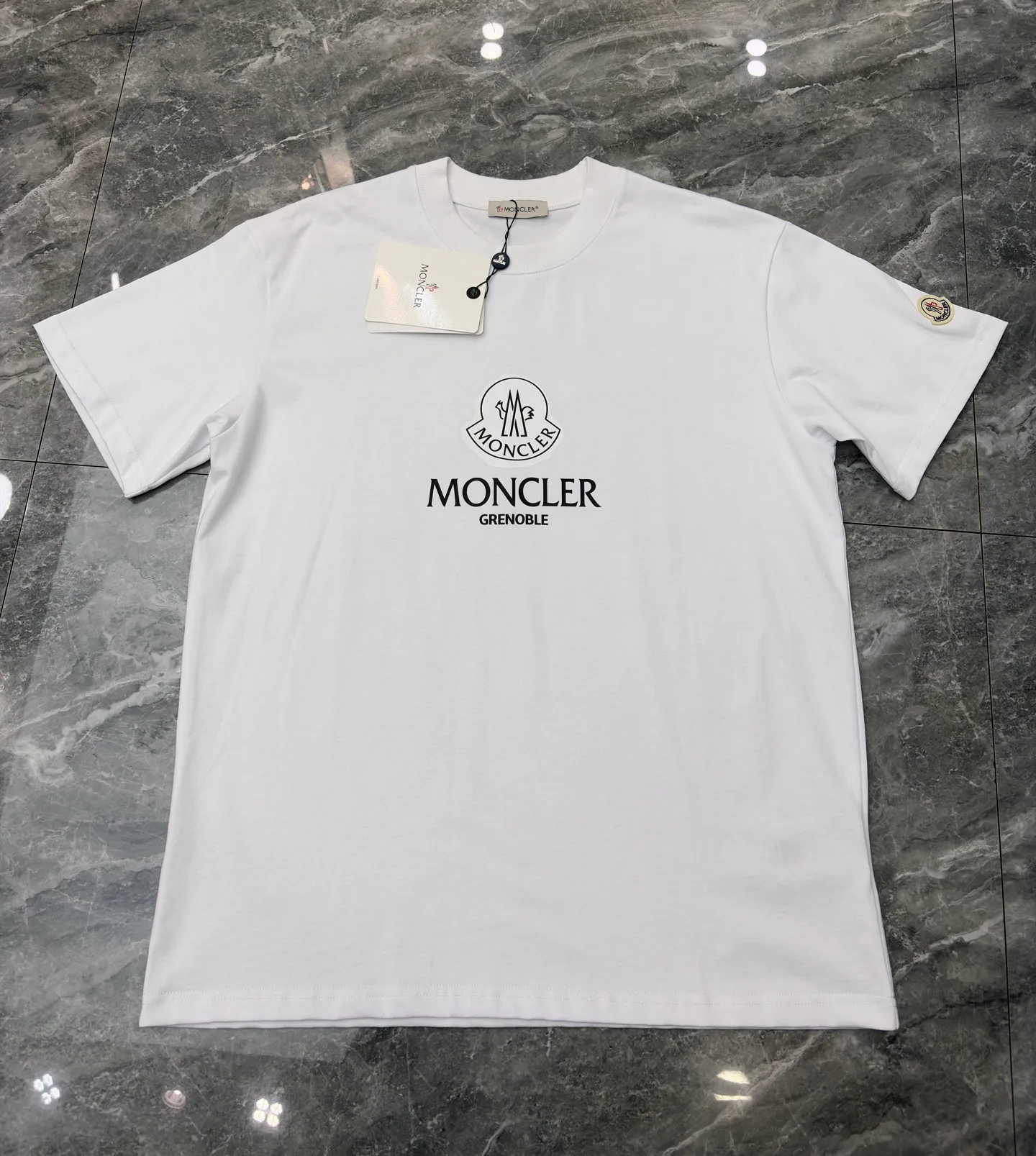 Футболки Женские Moncler 11424383