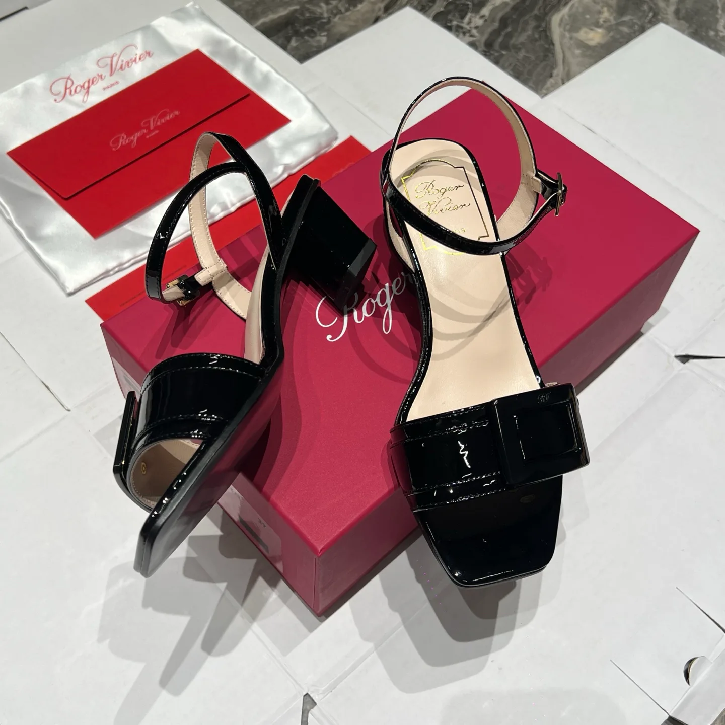 Босоножки Женские Roger Vivier 17291900