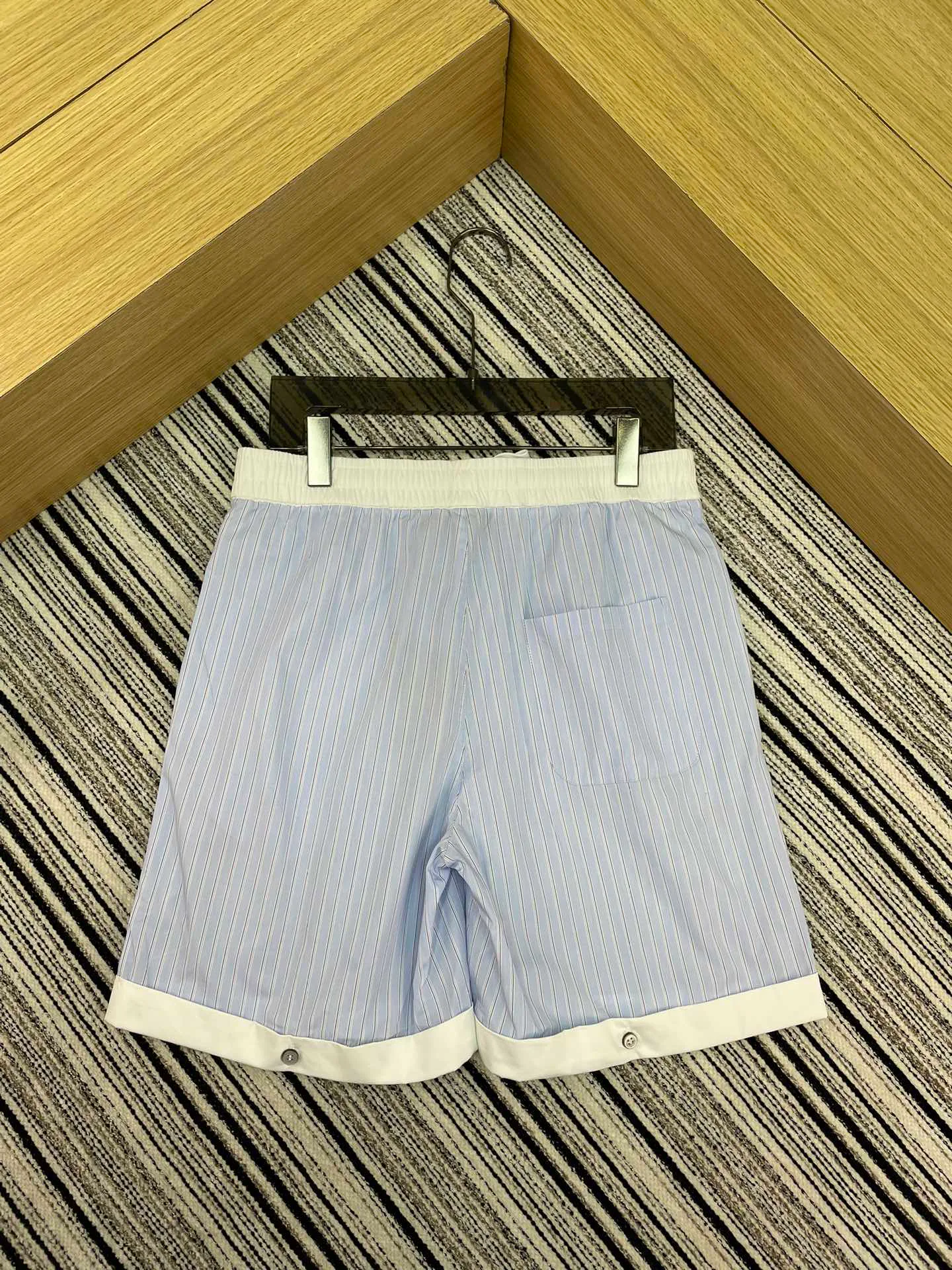 Шорты Женские Louis Vuitton 1885079