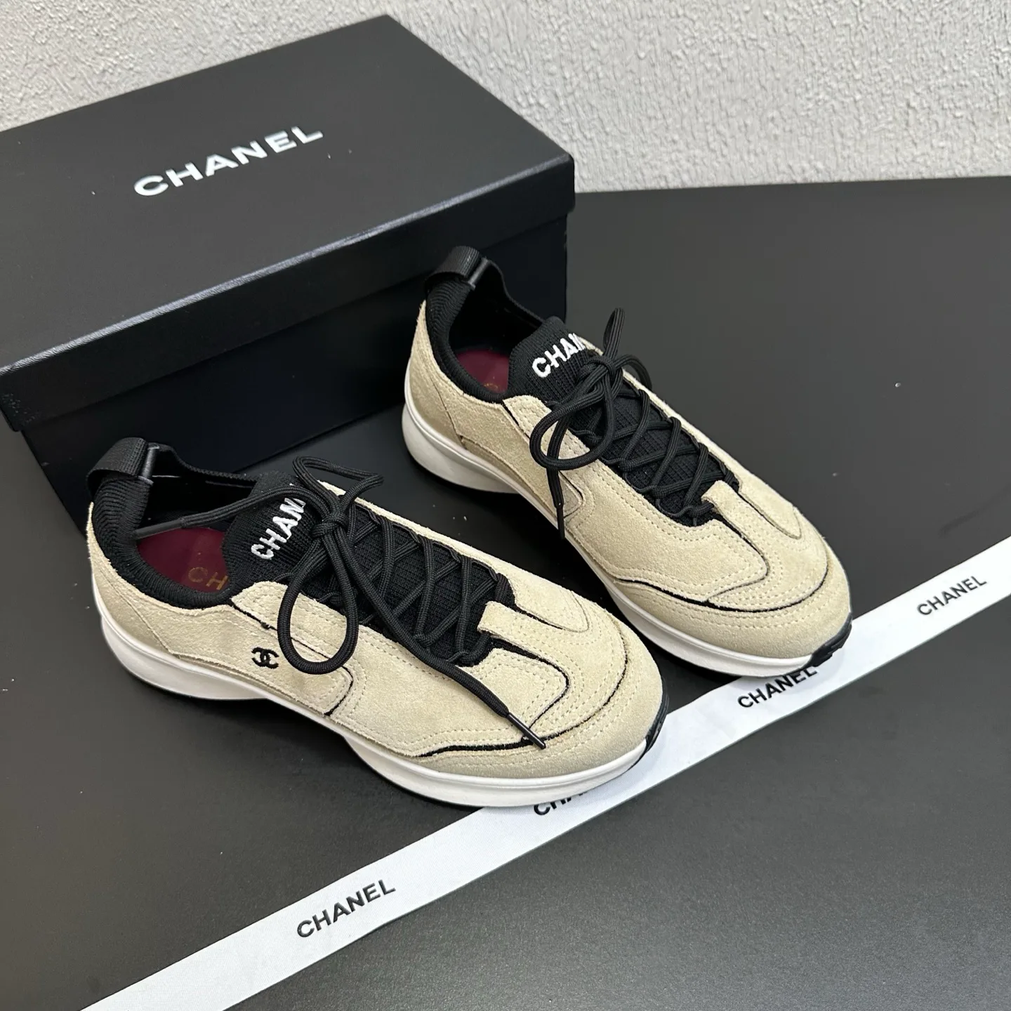 Кроссовки Женские Chanel 17934449