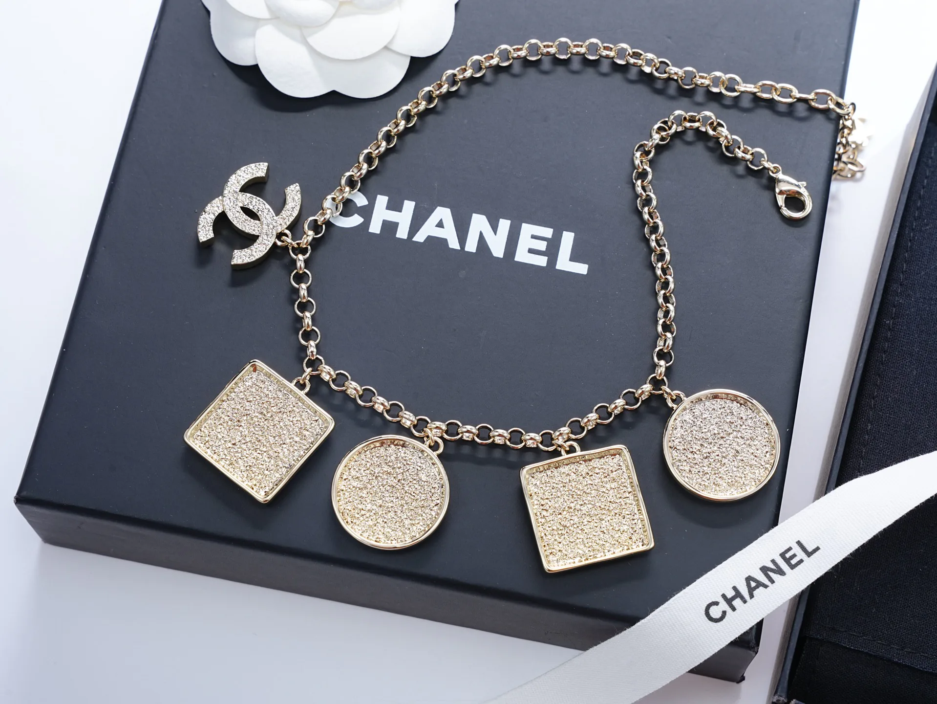 Бижутерия Chanel 693460