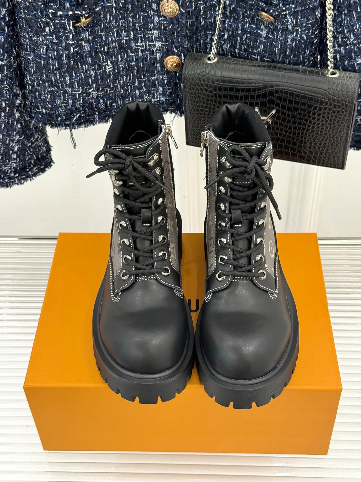 Ботинки Мужские Louis Vuitton 18534822