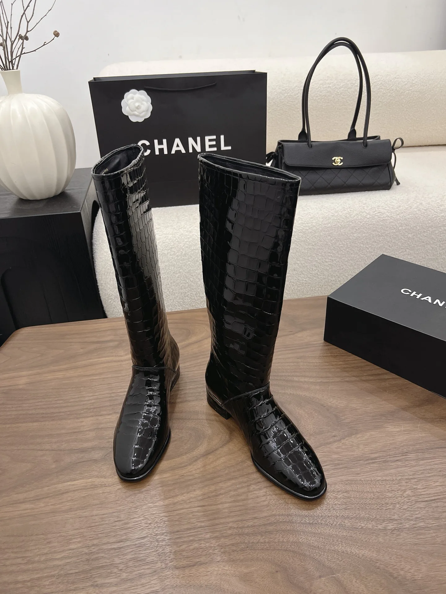 Сапоги Женские Chanel 17302928