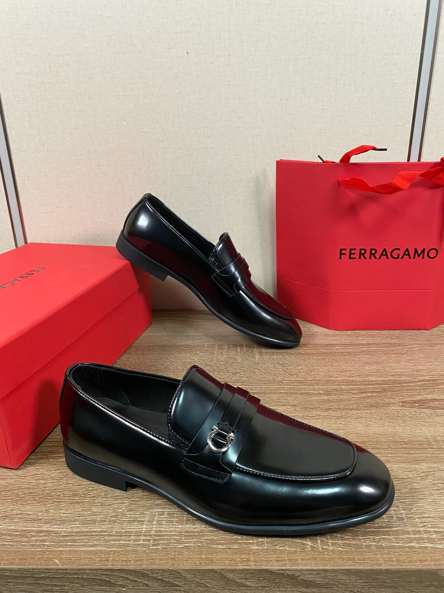 Лоферы И Туфли Мужские Salvatore Ferragamo 18078623