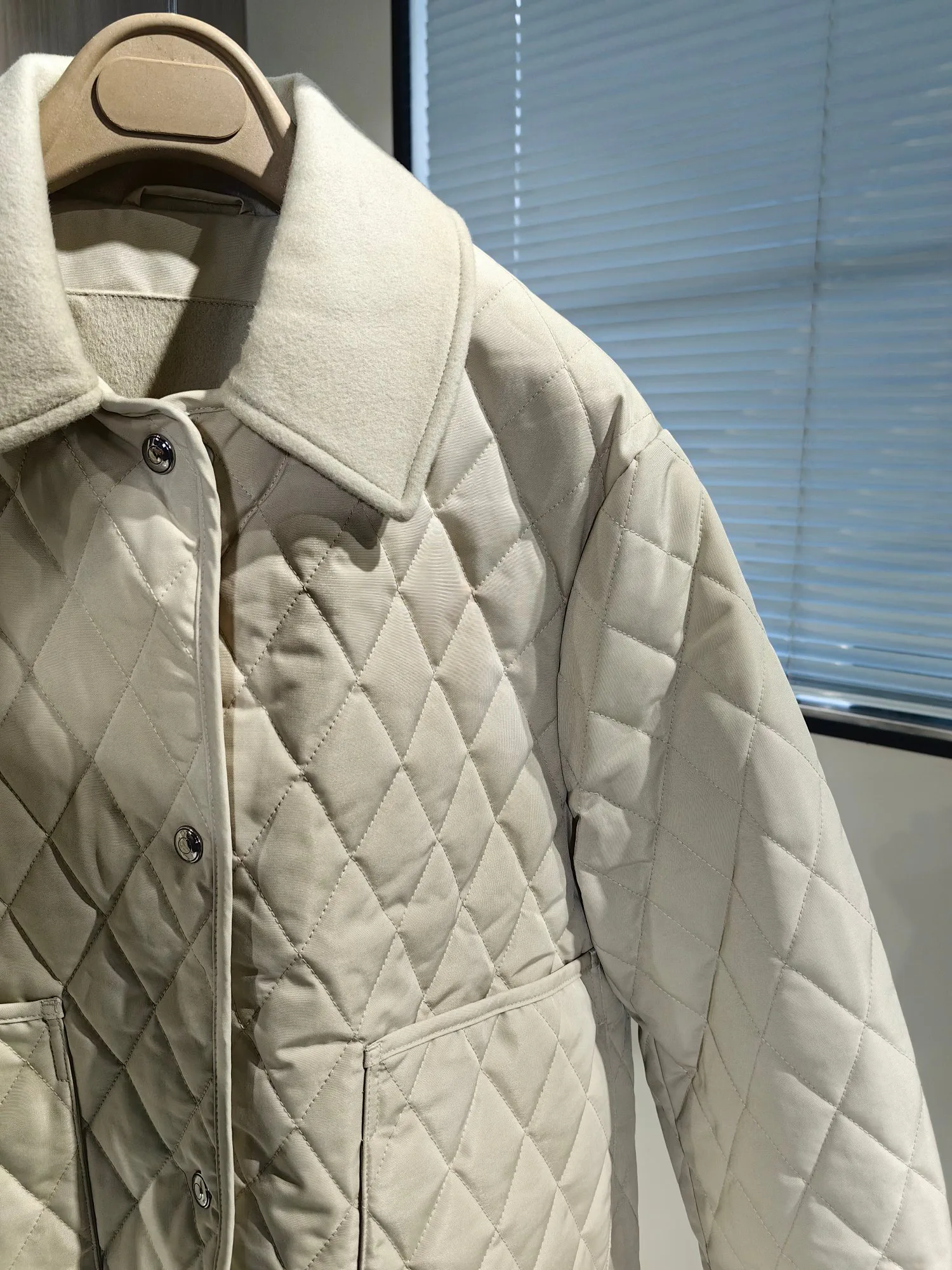 Куртки И Пуховики Женские Loro Piana 1007710