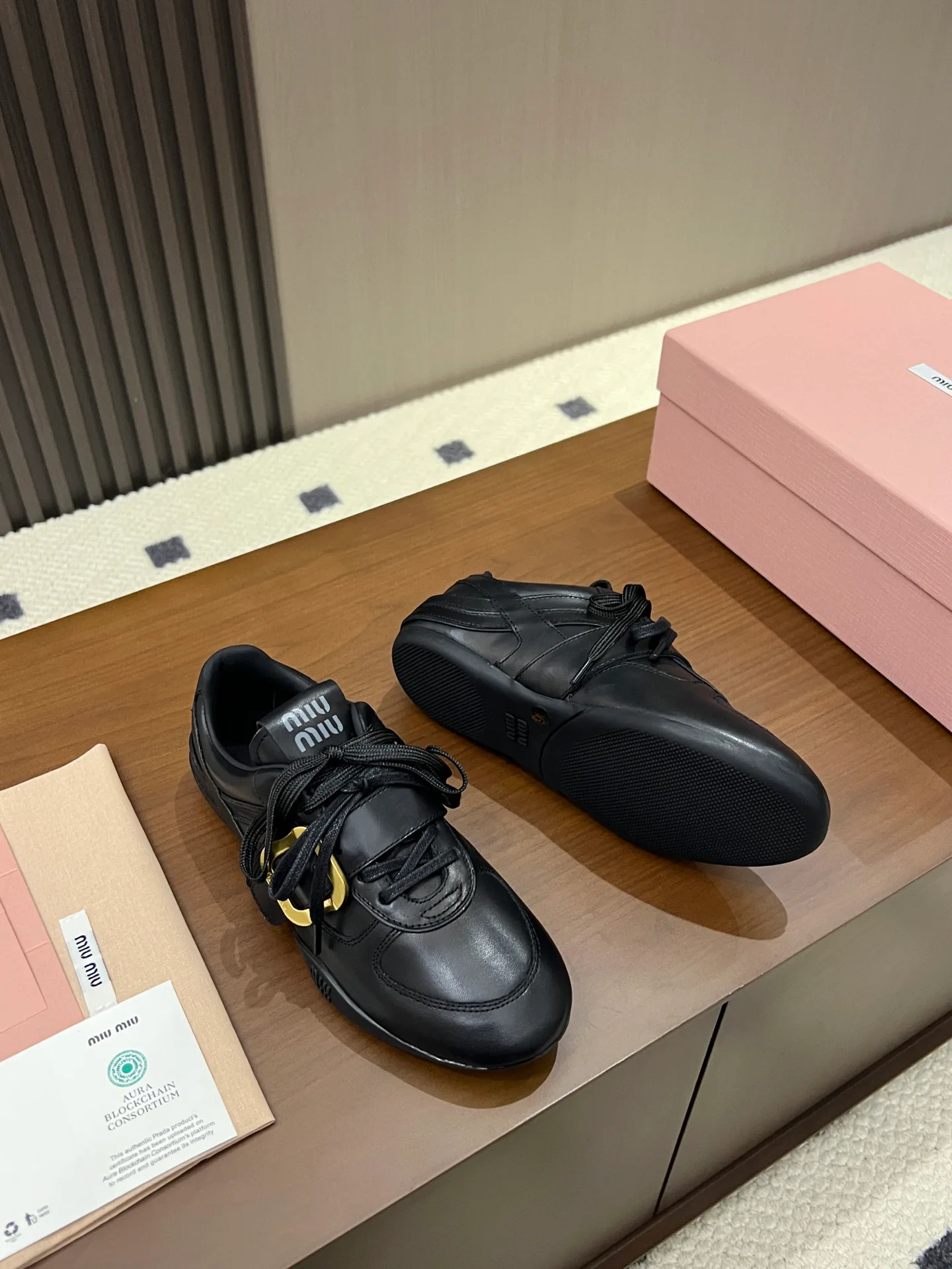 Кроссовки Женские Miu Miu 17968595