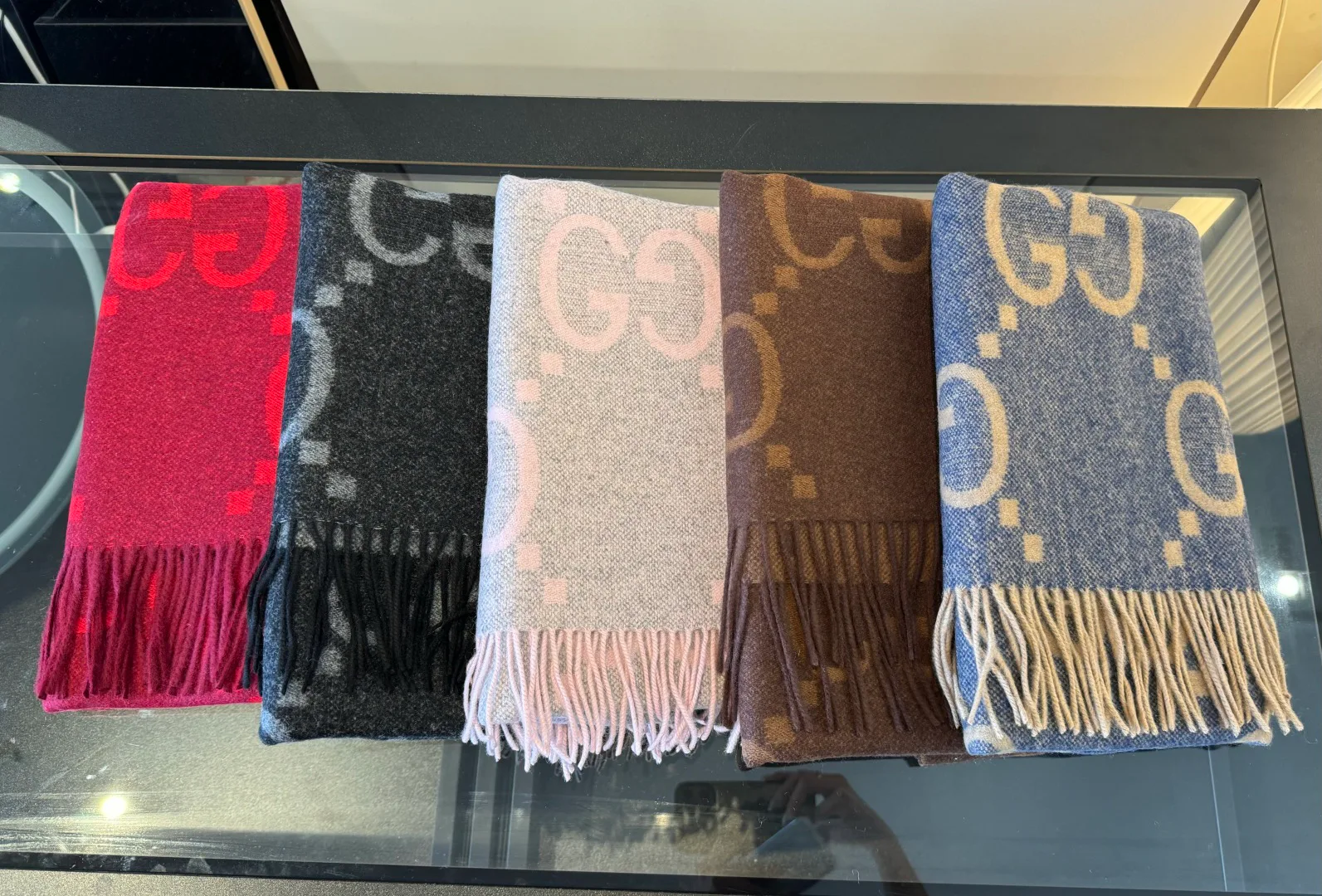 Шарфы Gucci 17896032
