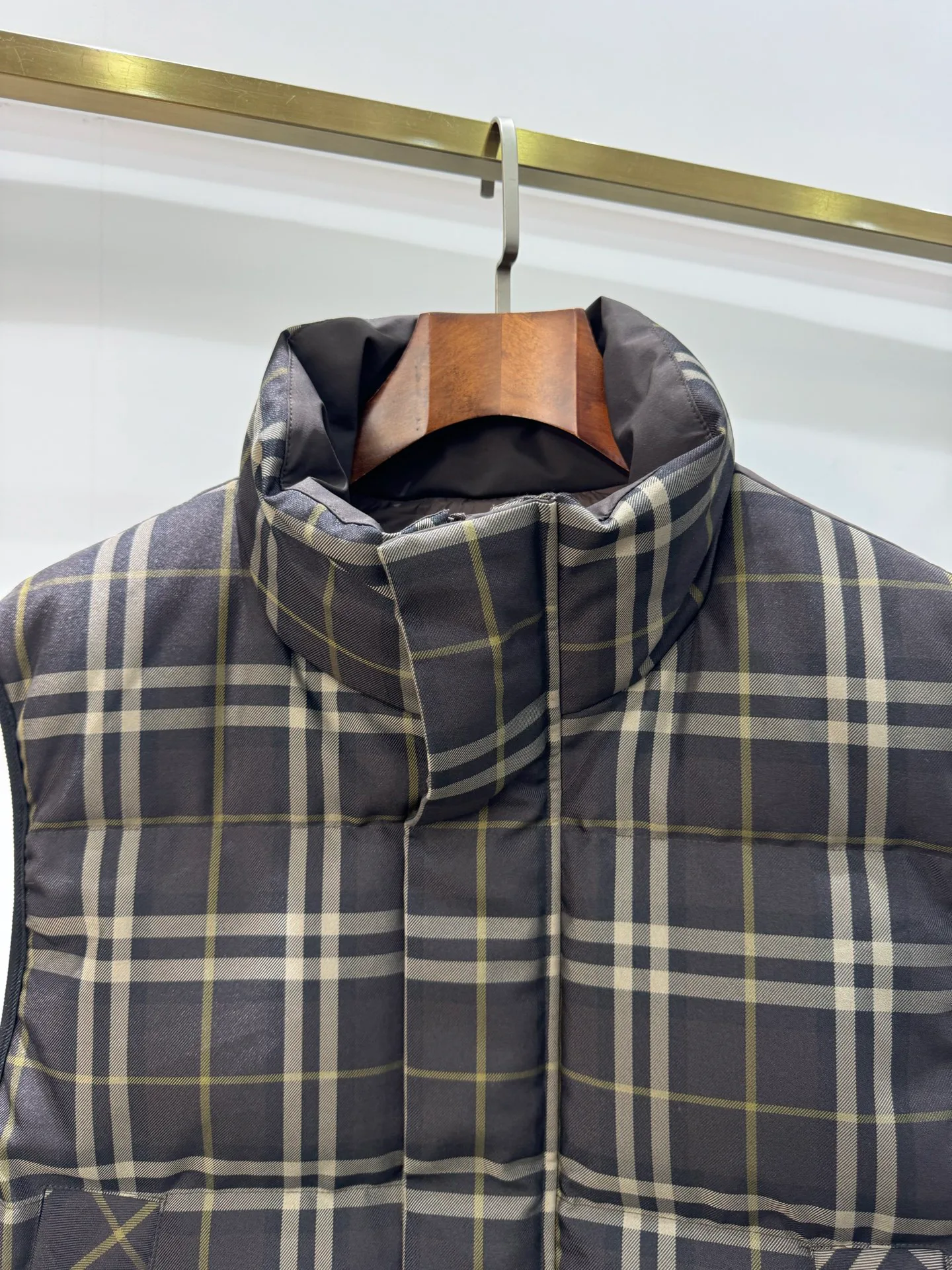 Жилеты Женские Burberry 19325560