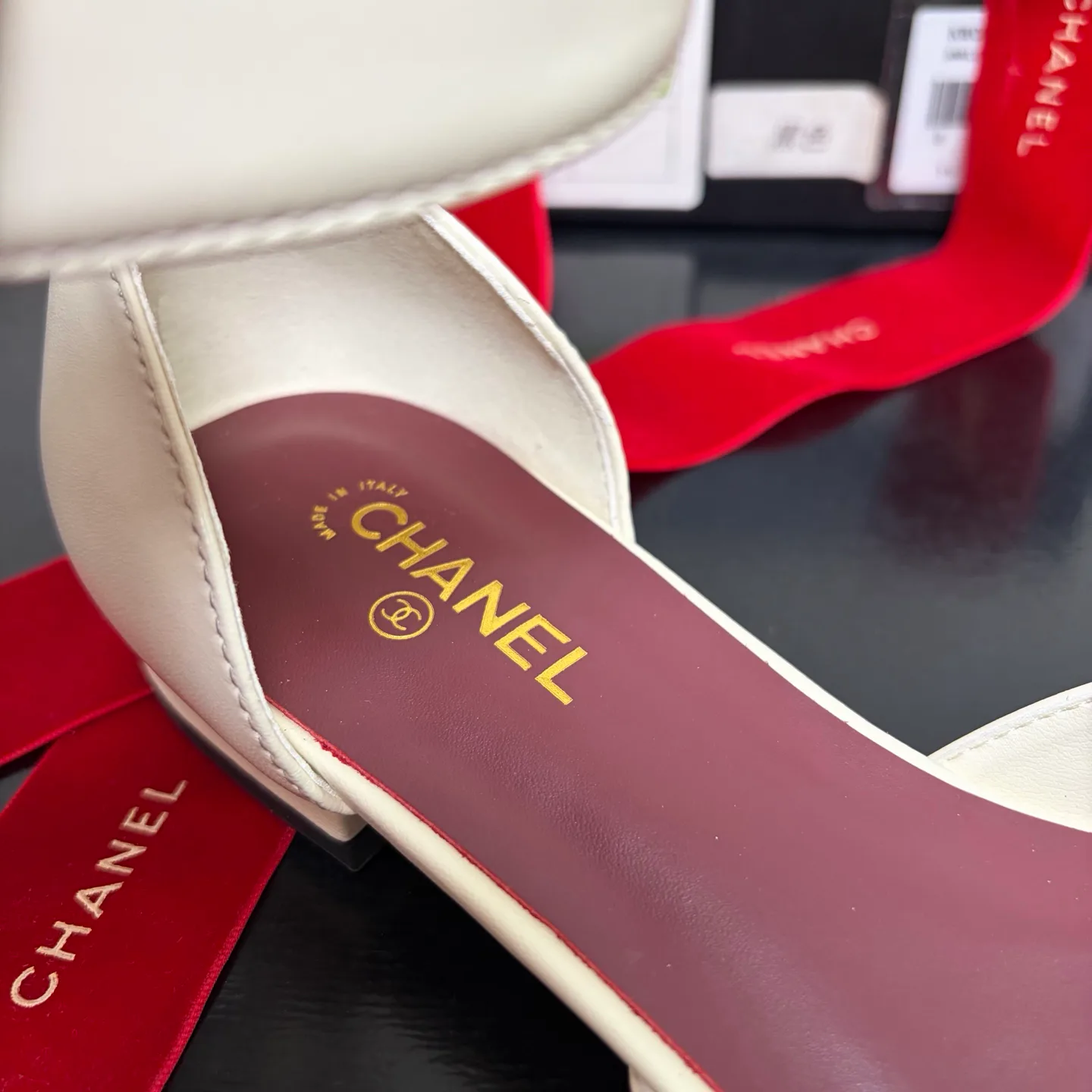 Туфли Женские Chanel 18683044