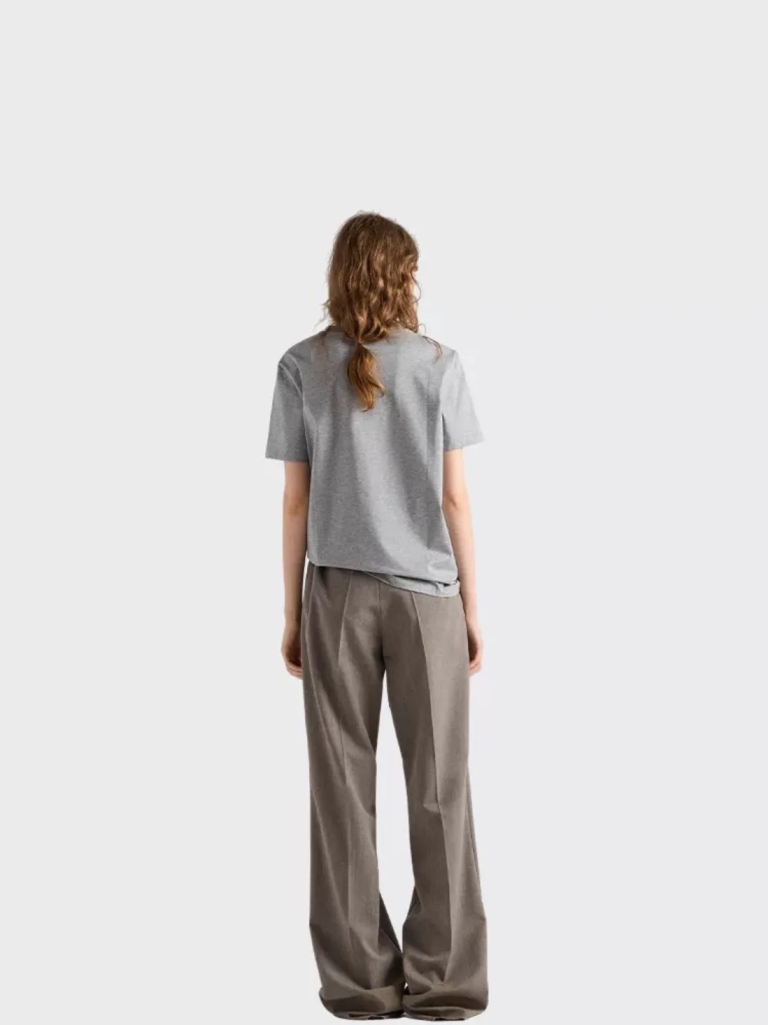Футболки Женские Prada 16936488