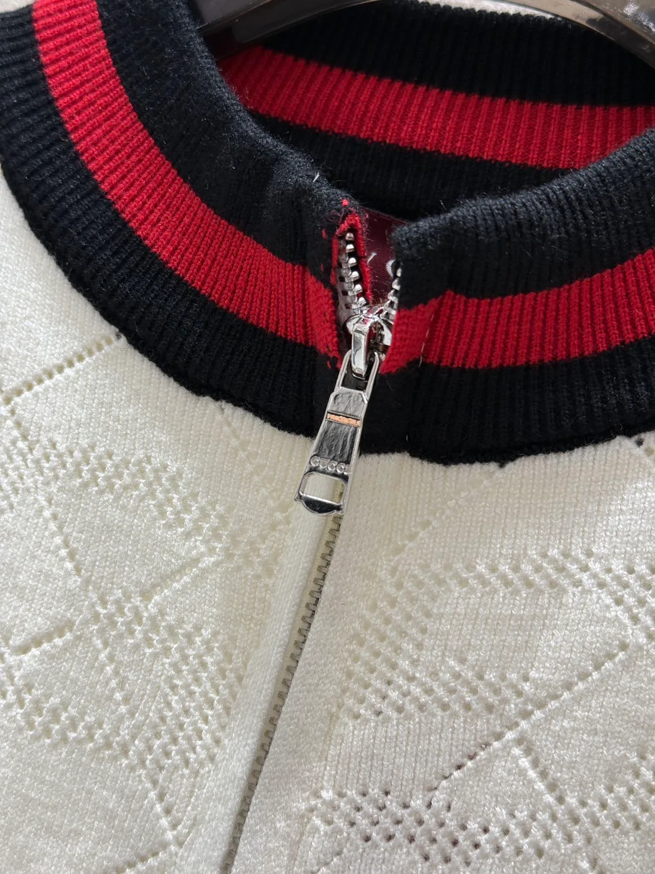 Куртки И Пуховики Женские Gucci 19278832