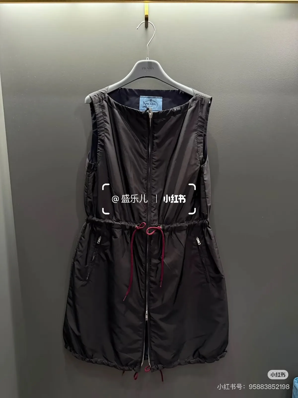 Платья Женские Prada 17995947
