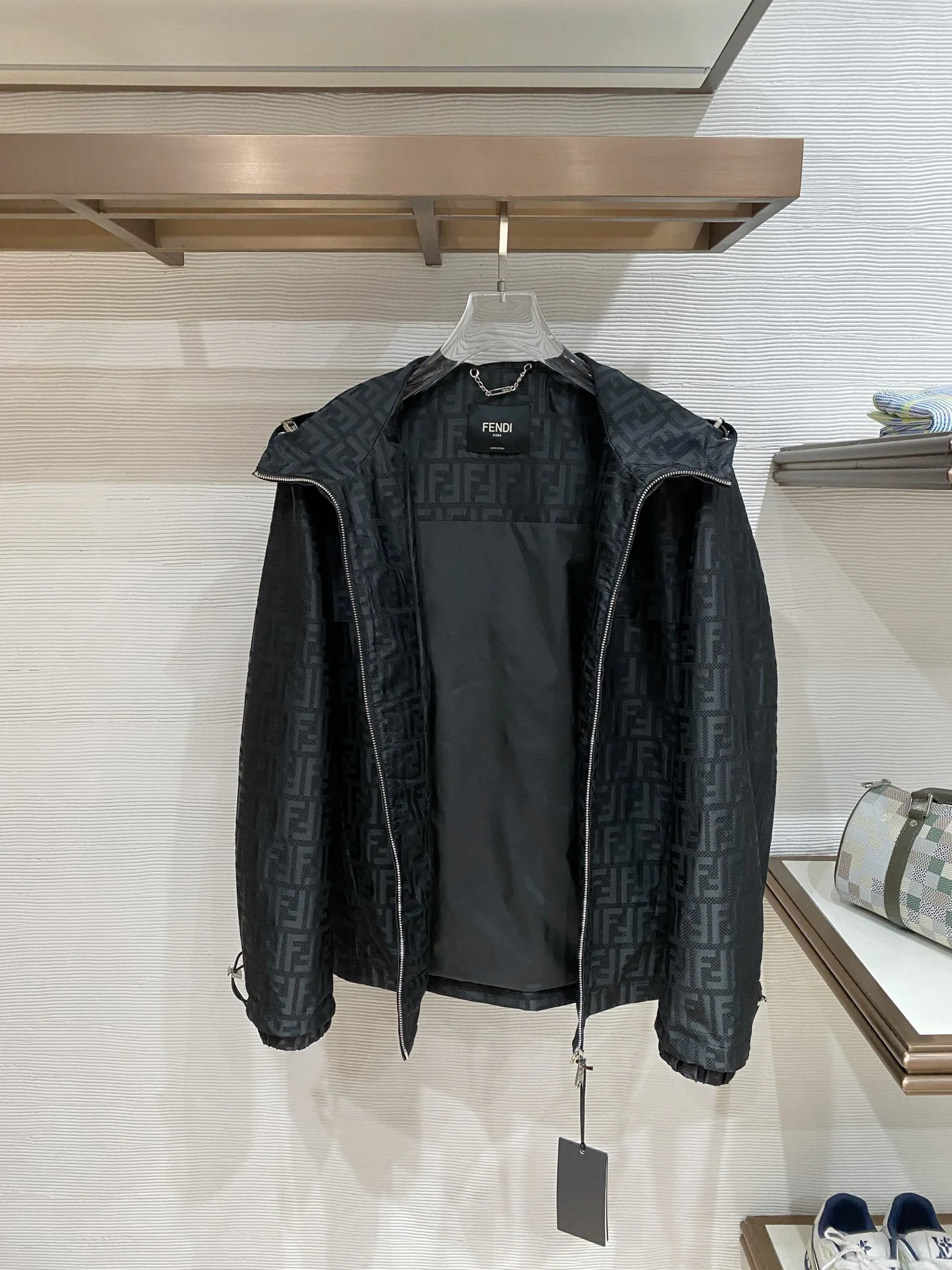 Куртки И Пуховики Мужские Fendi 4765073