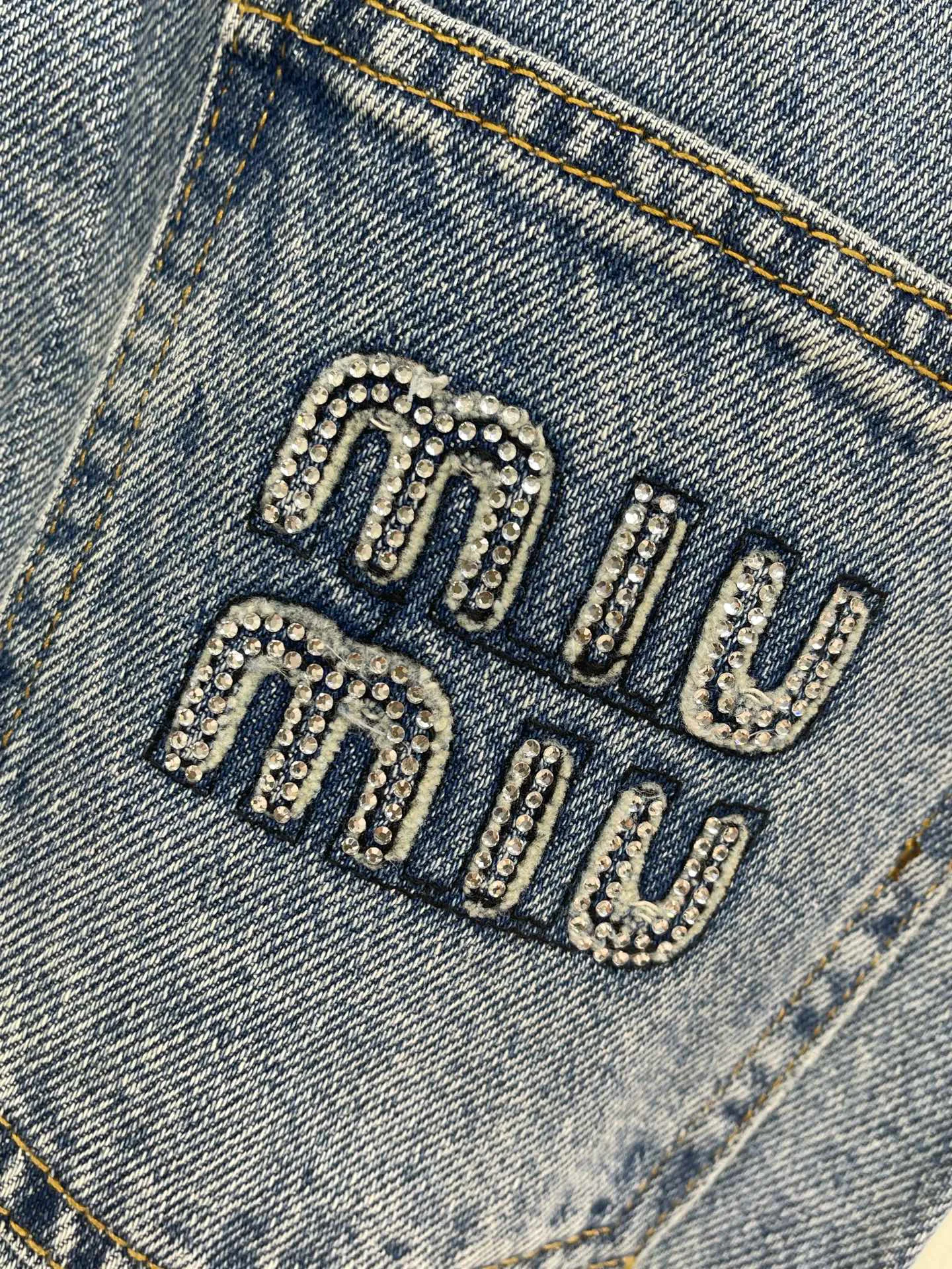 Джинсы Женские Miu Miu 18226942