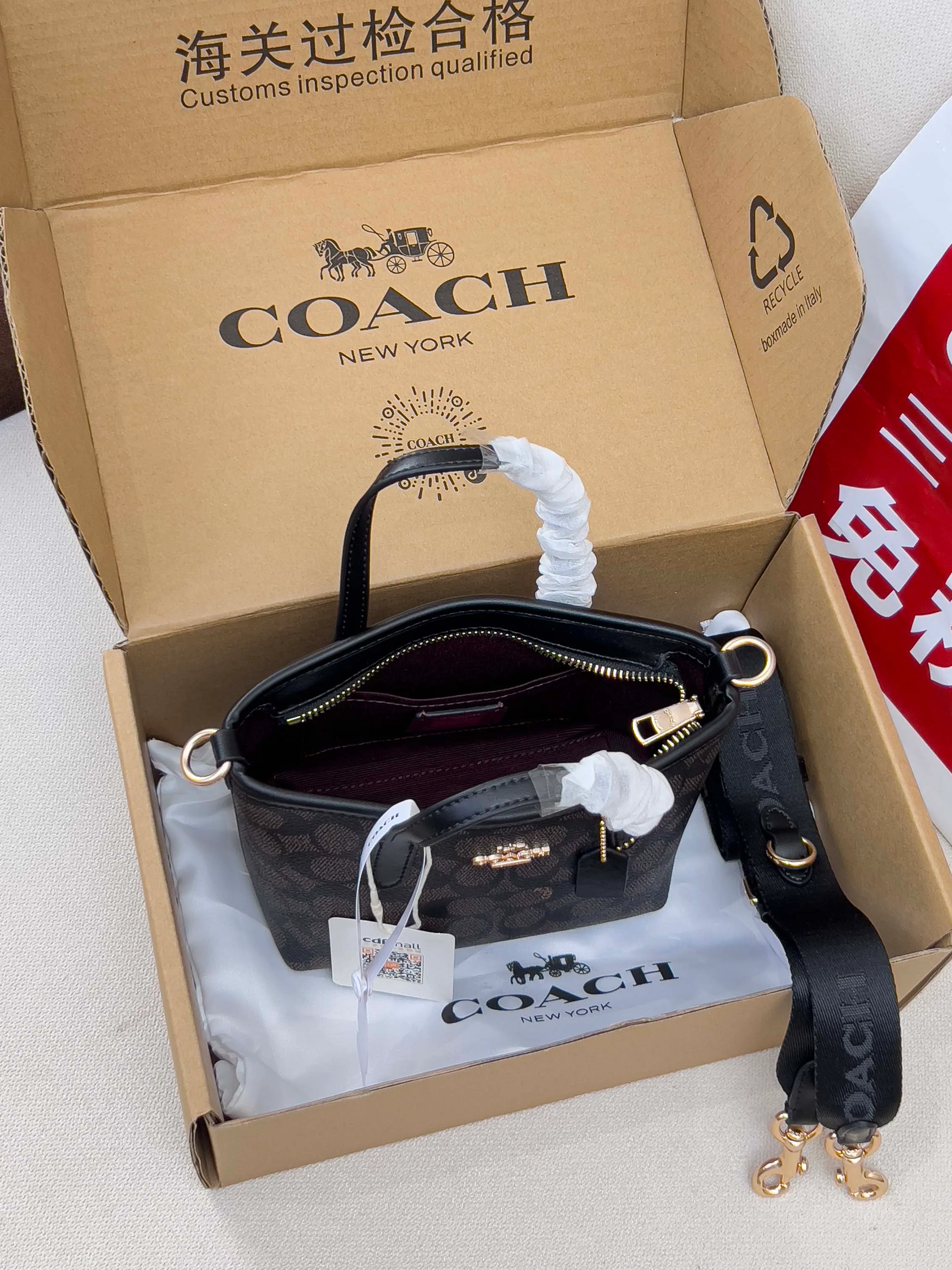 Классические Сумки Женские Coach 17795743