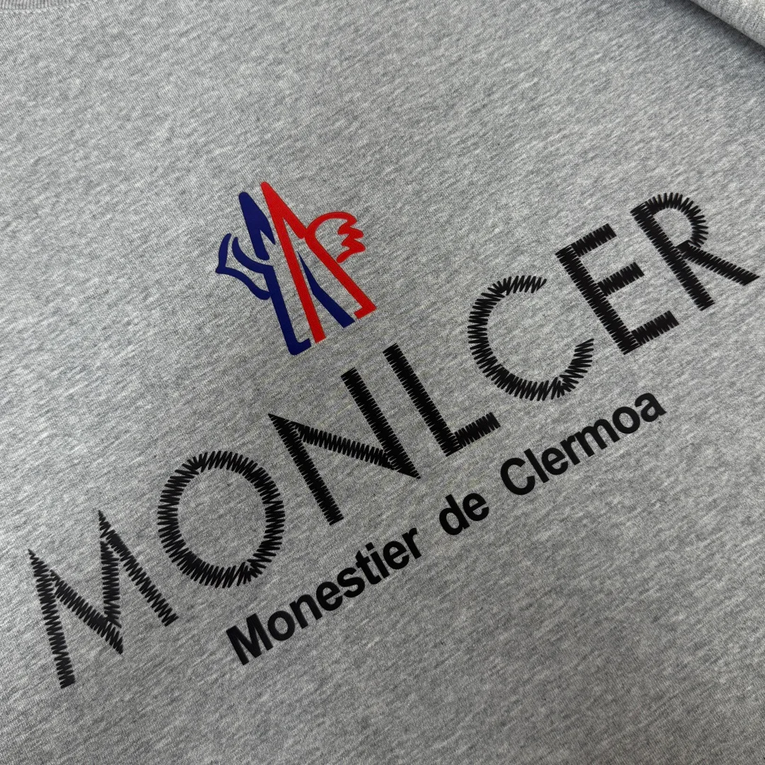 Футболки Женские Moncler 10201186