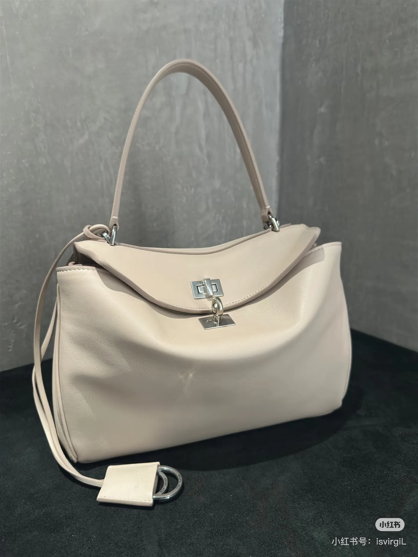 Классические Сумки Женские Balenciaga 6566573