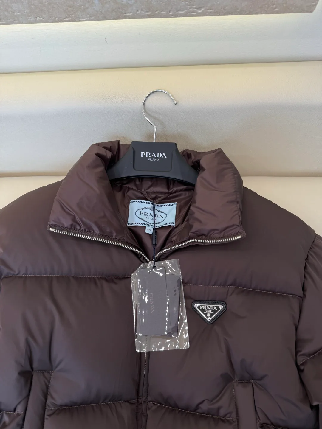 Куртки И Пуховики Женские Prada 19100476