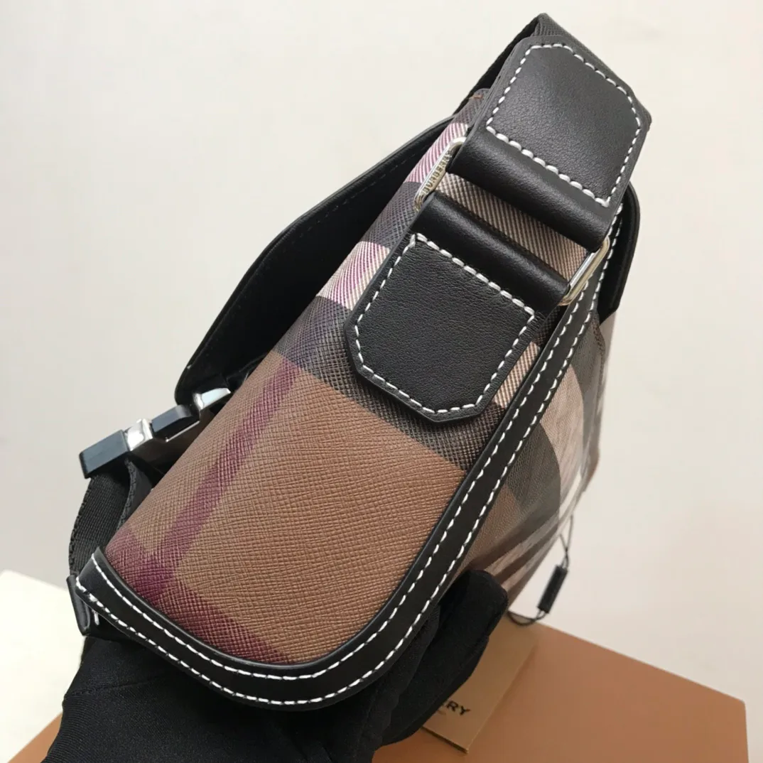 Сумки На Ремне Женские Burberry 11013029