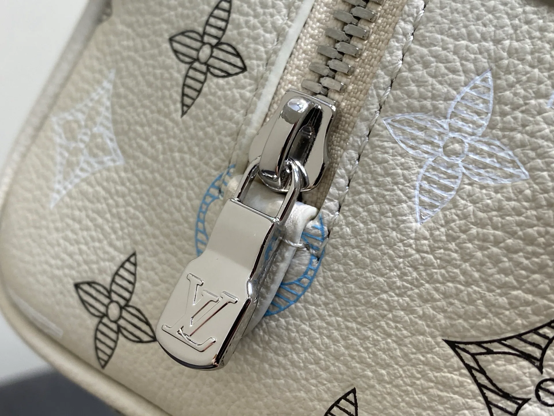 Дорожные Сумки Женские Louis Vuitton 14398851