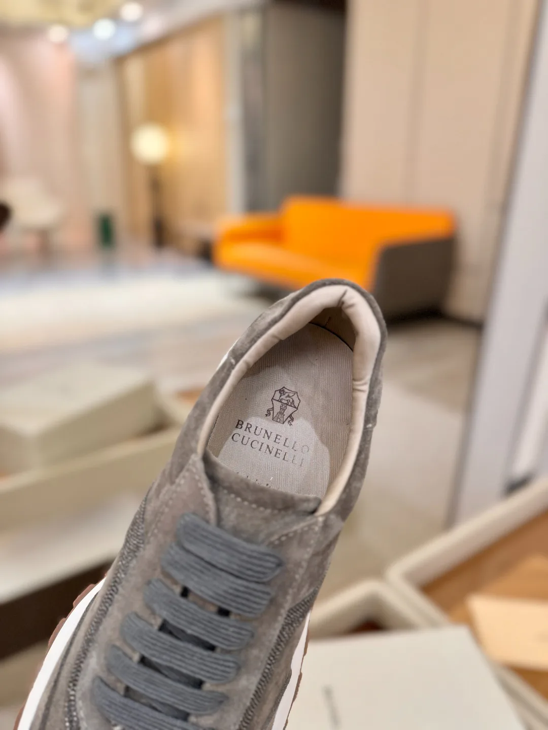 Кроссовки Женские Brunello Cucinelli 18813037