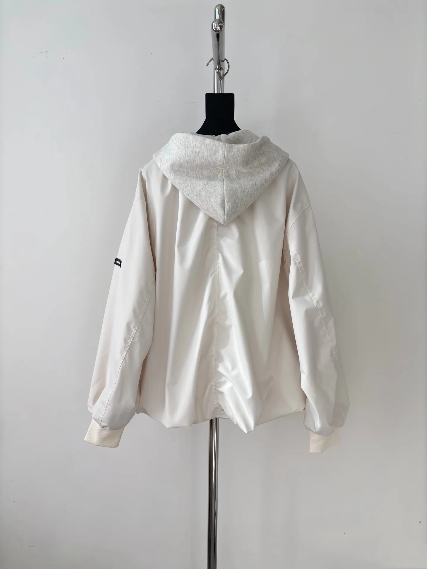 Куртки И Пуховики Женские Balenciaga 27447