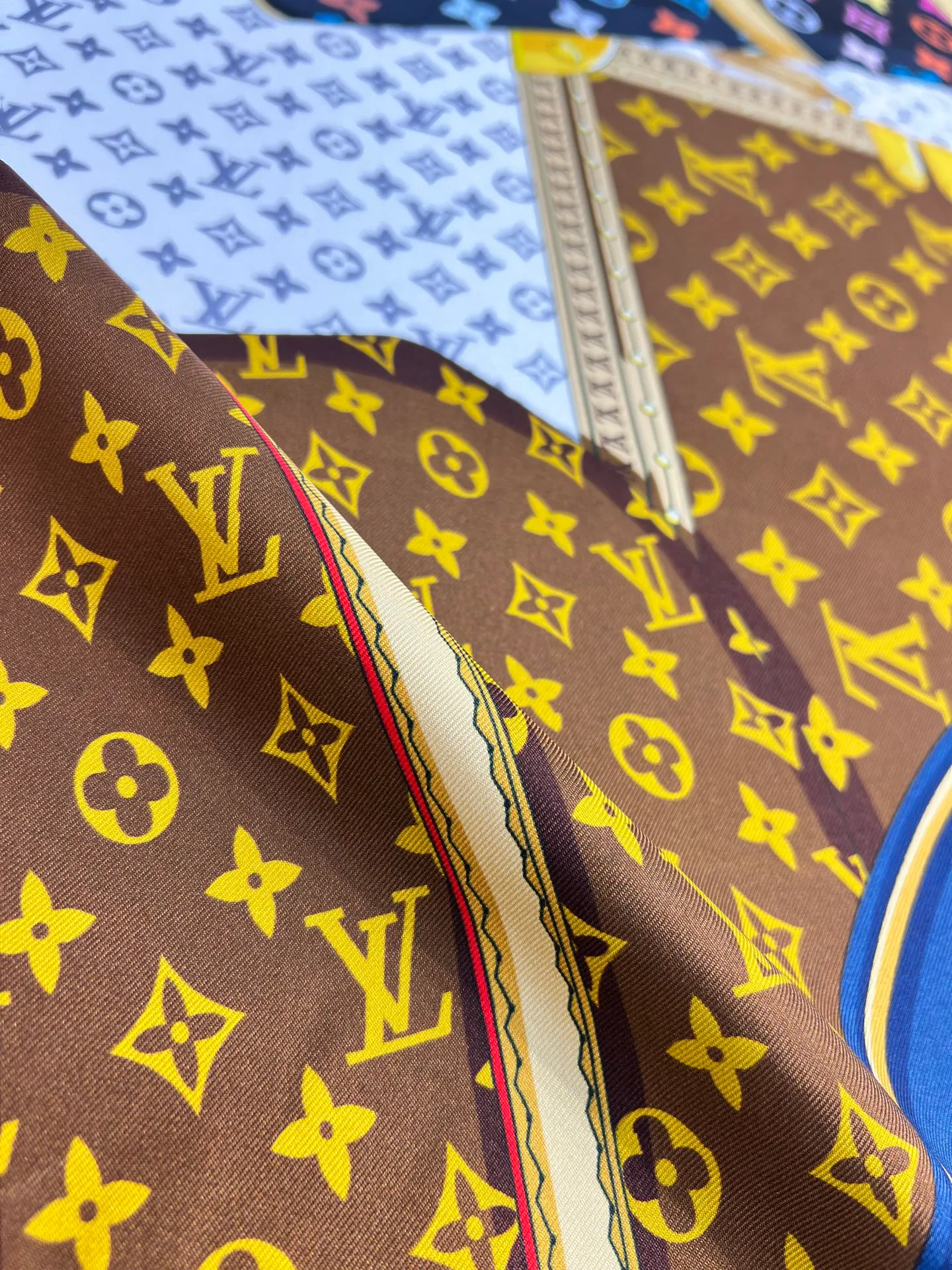 Платки Louis Vuitton 11649642