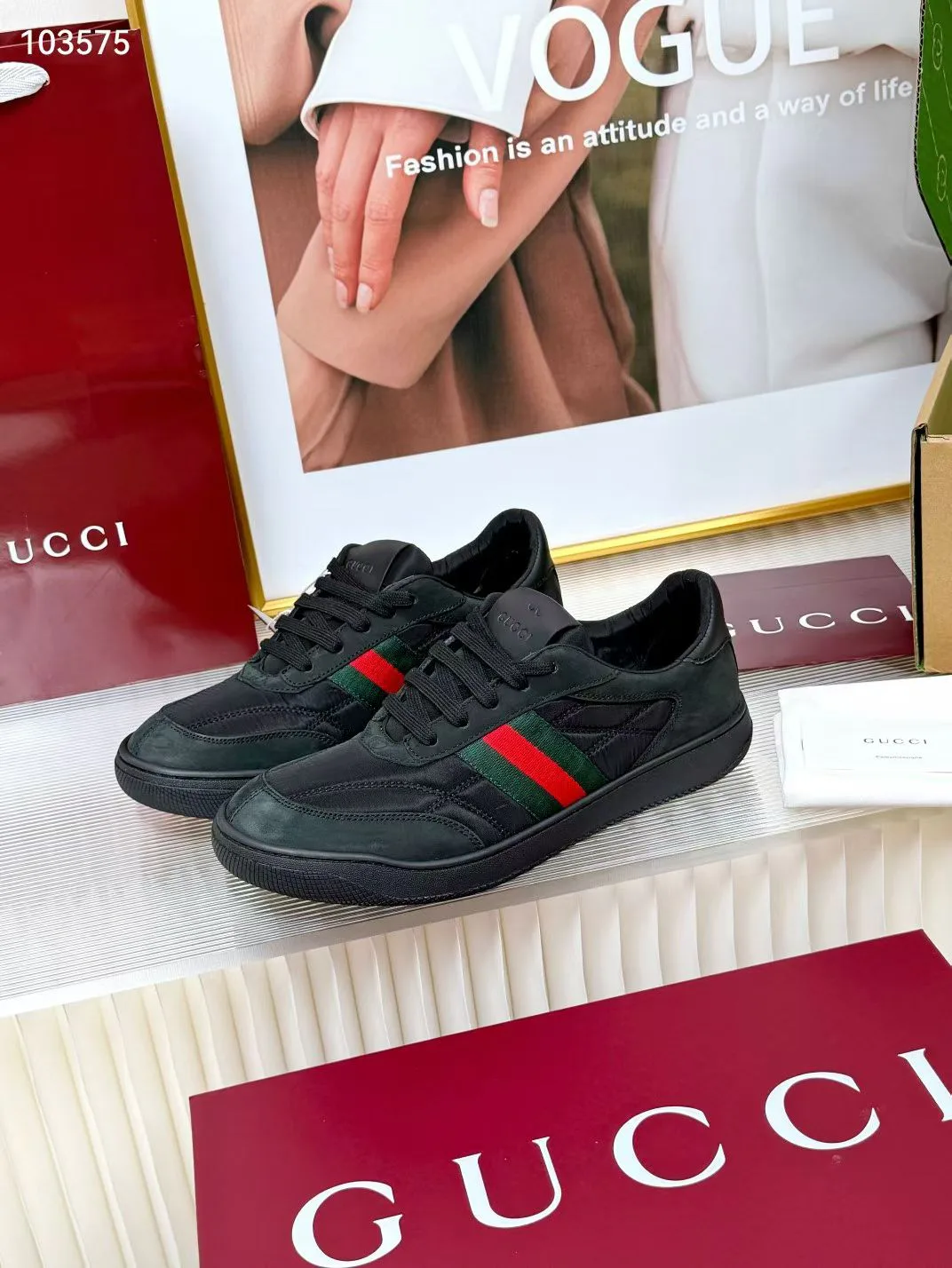 Кроссовки Женские Gucci 18781886