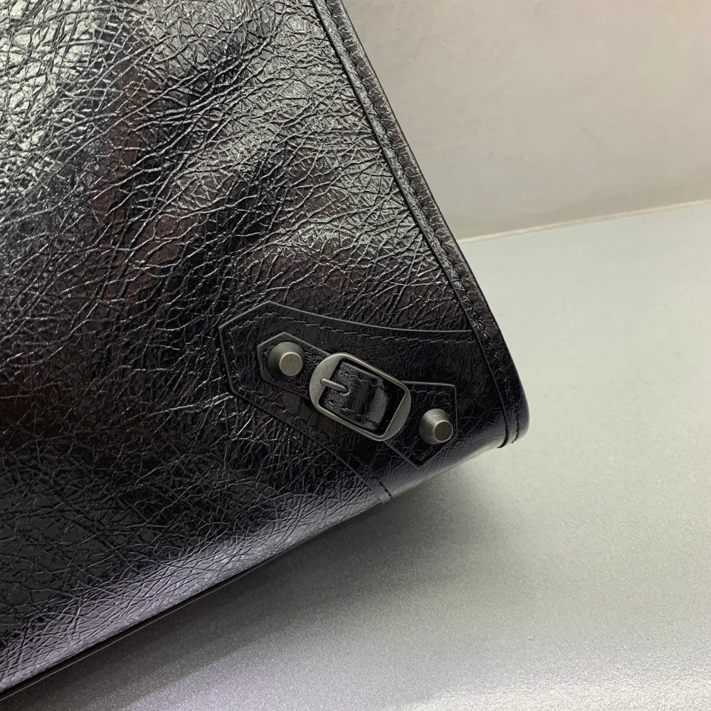 Классические Сумки Женские Balenciaga 4737076