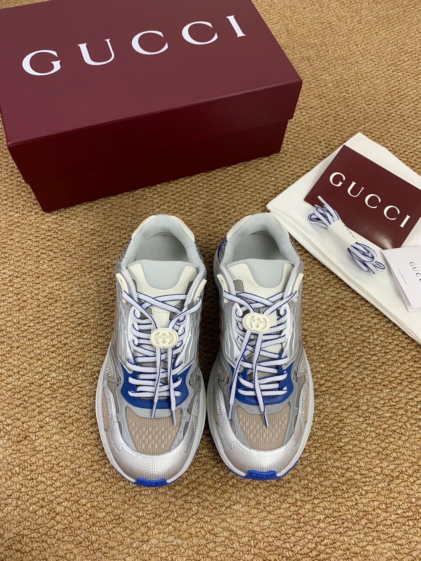 Кроссовки Женские Gucci 17545258