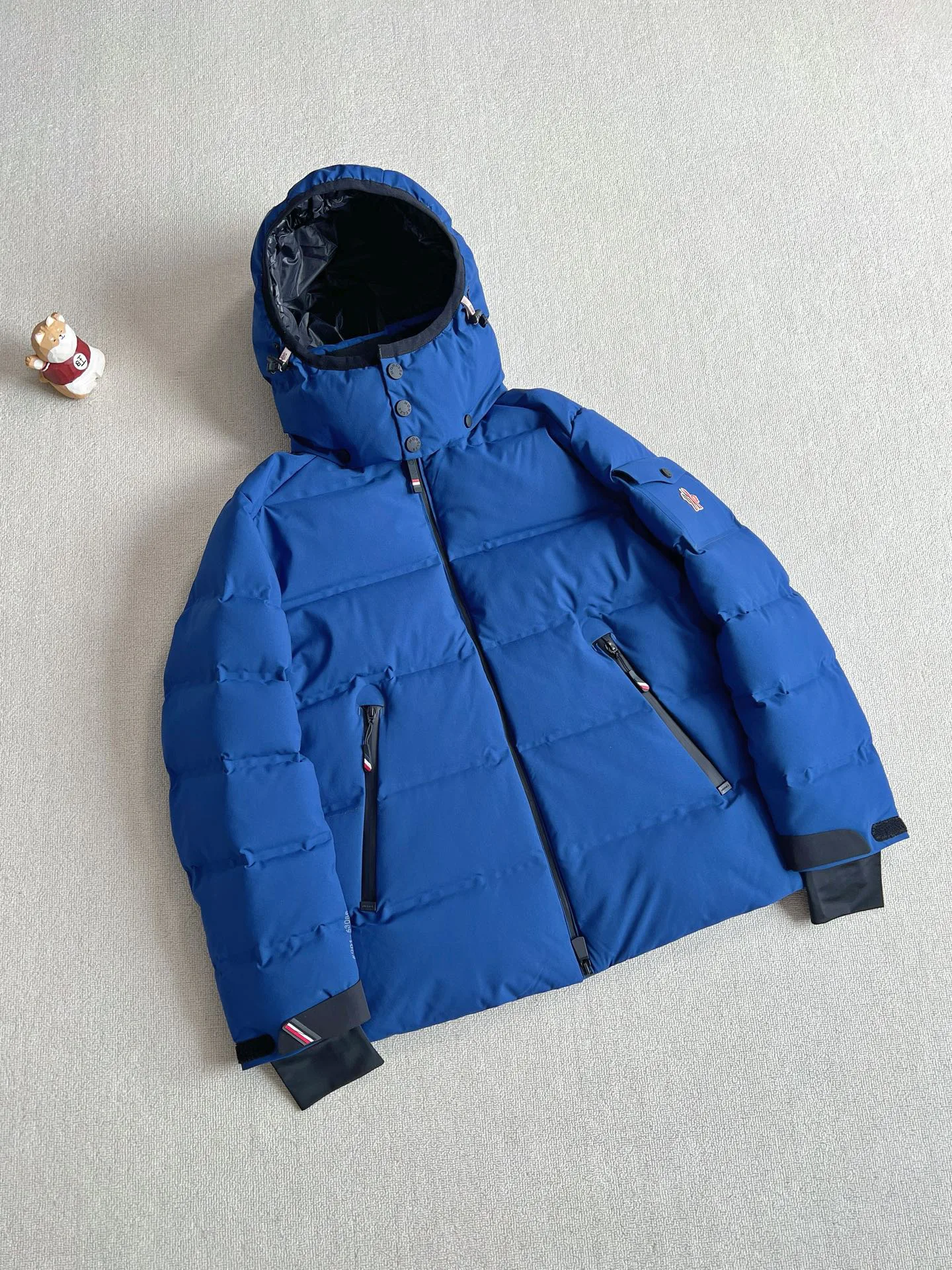 Куртки И Пуховики Мужские Moncler 4963721