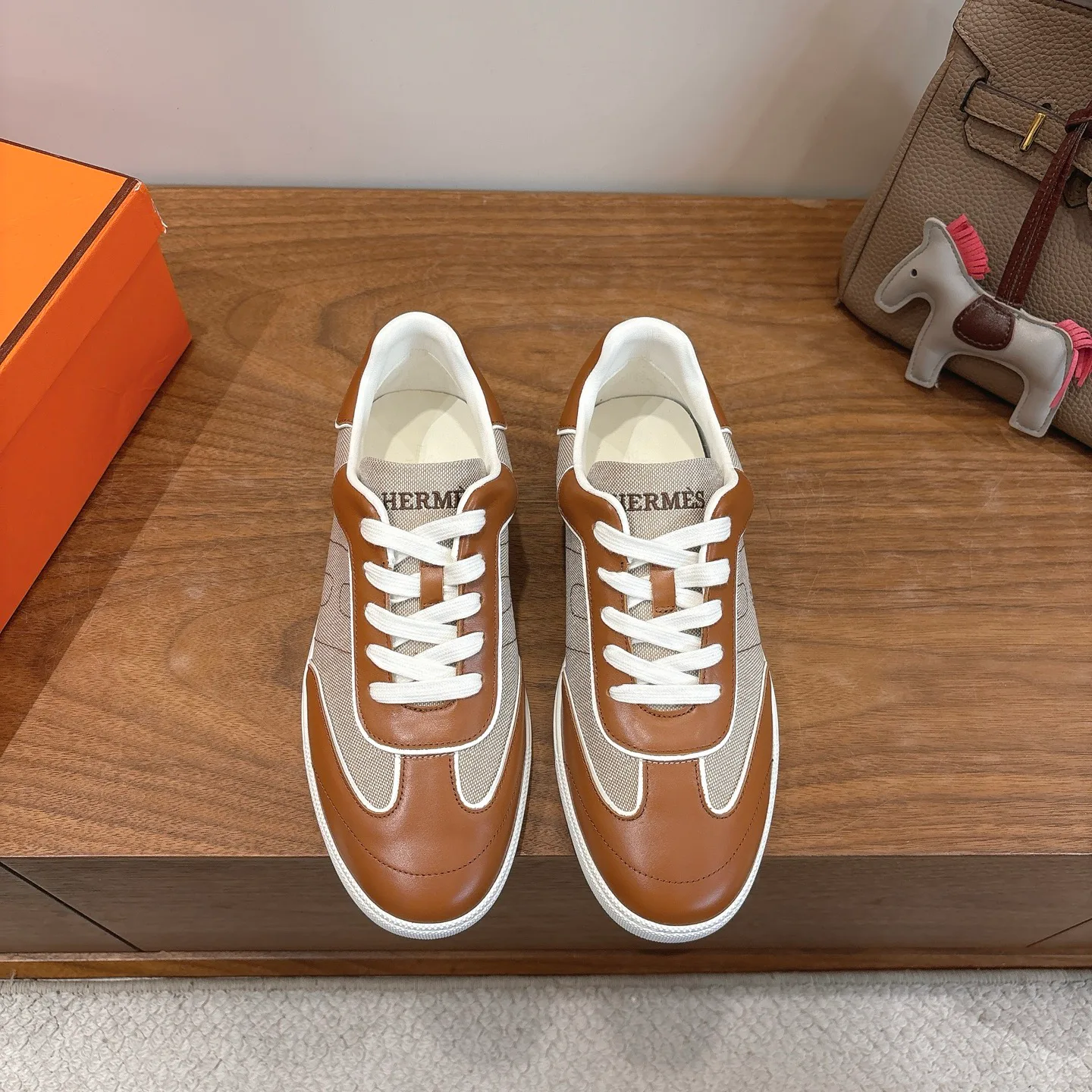 Кроссовки Женские Hermes 20116767