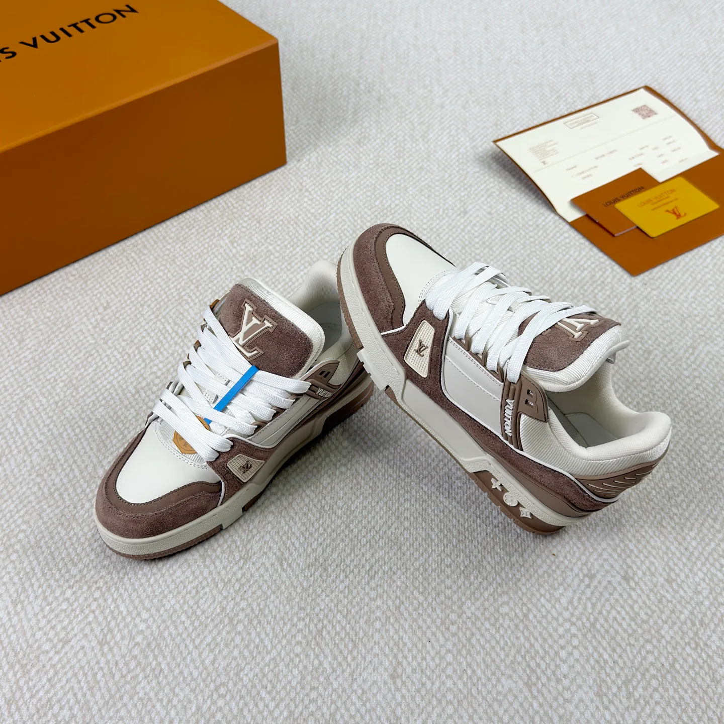 Кроссовки Женские Louis Vuitton 18892487