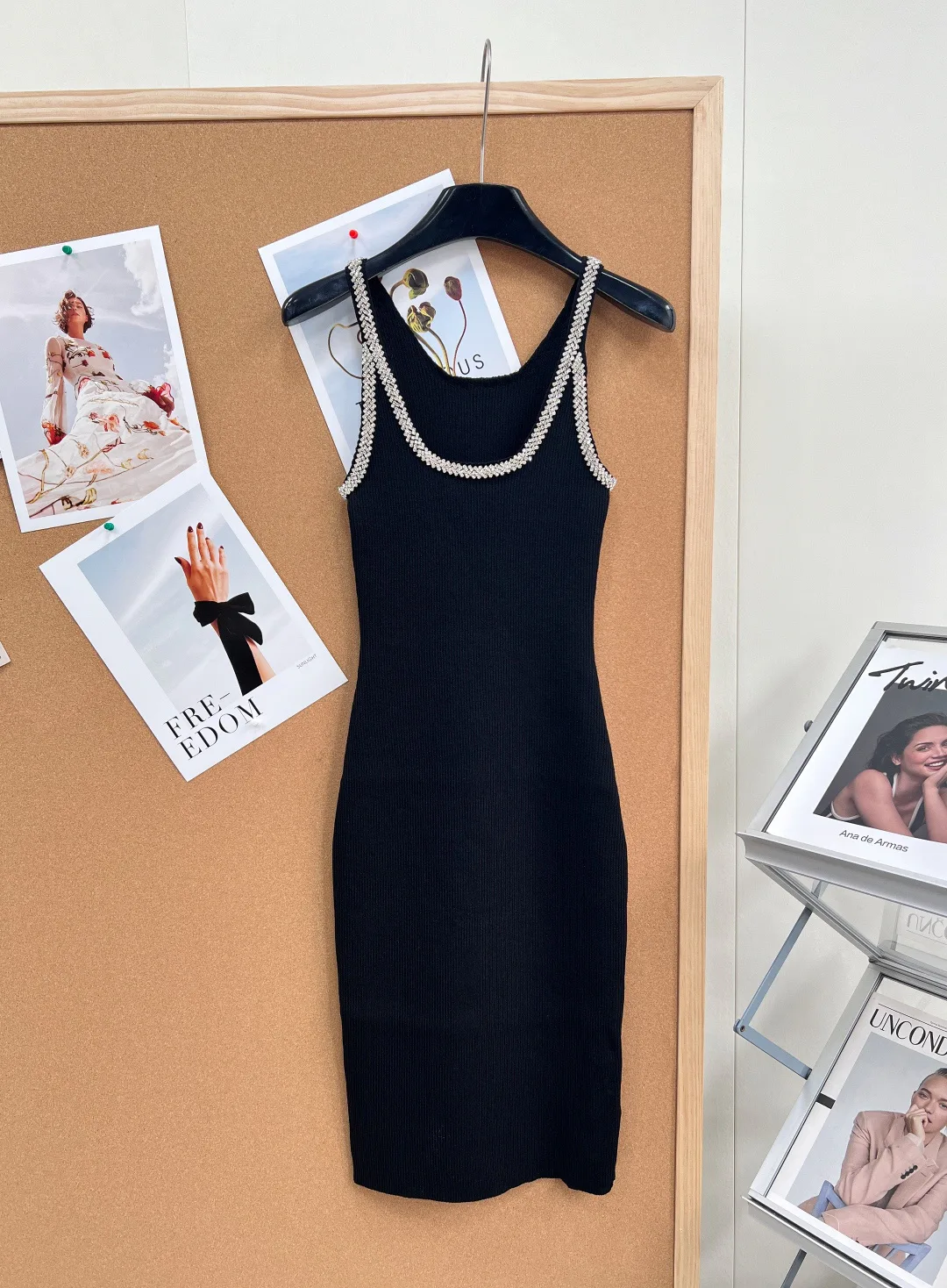 Платья Женские Chanel 11759197