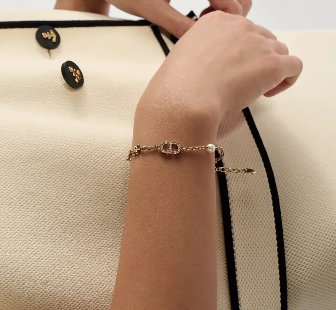 Бижутерия Christian Dior 693485