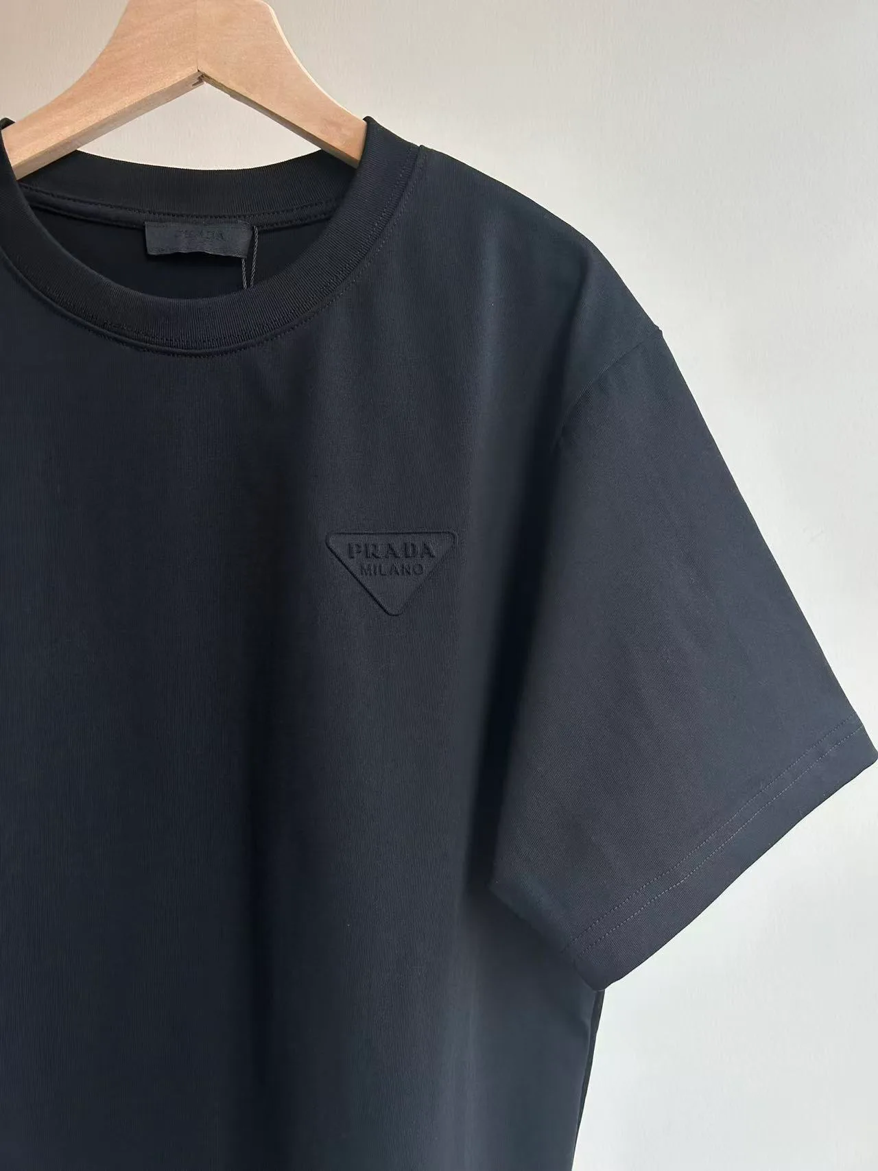 Футболки Женские Prada 11306714